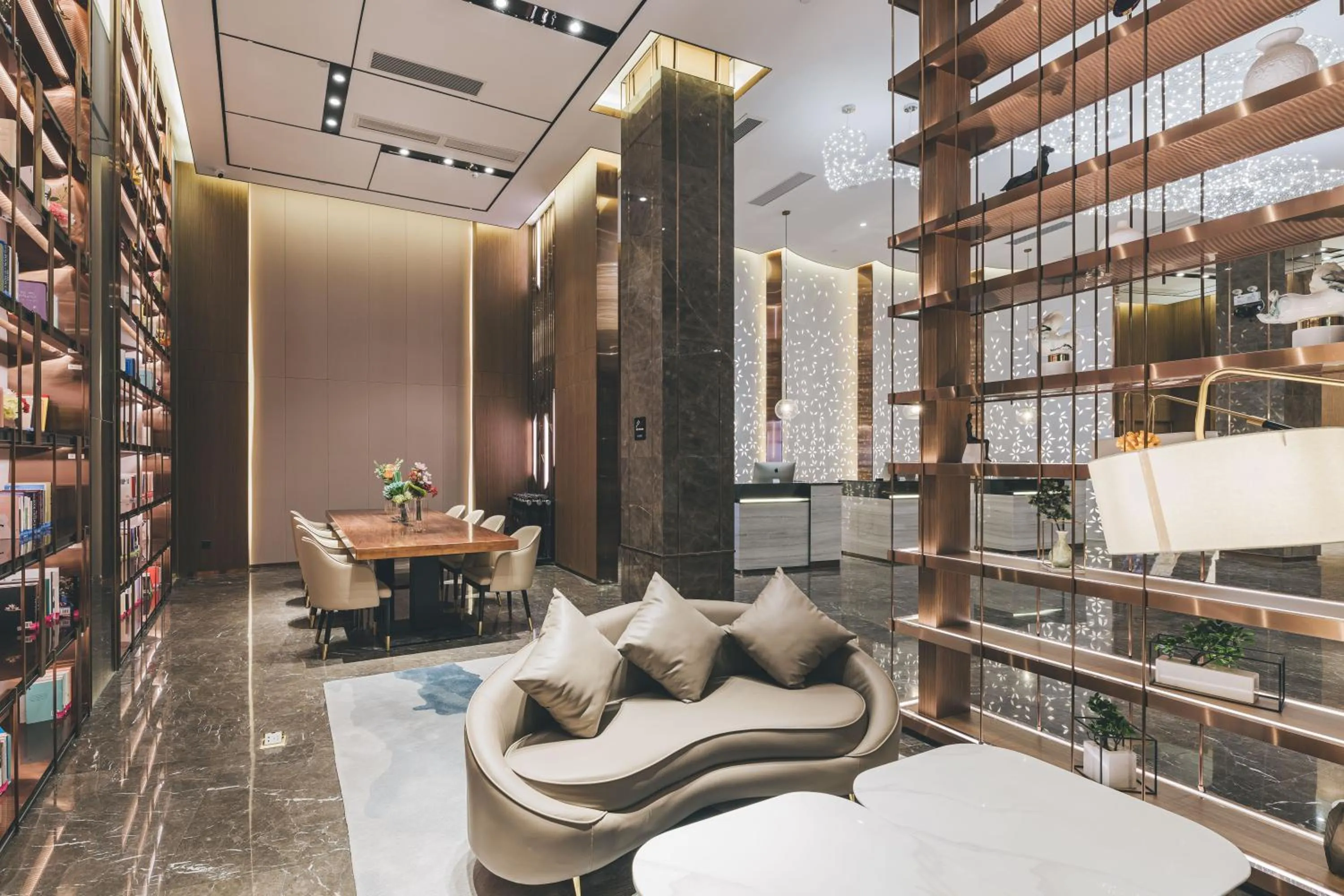 Lobby or reception in Atour Hotel (Puning High Speed Railway Station)