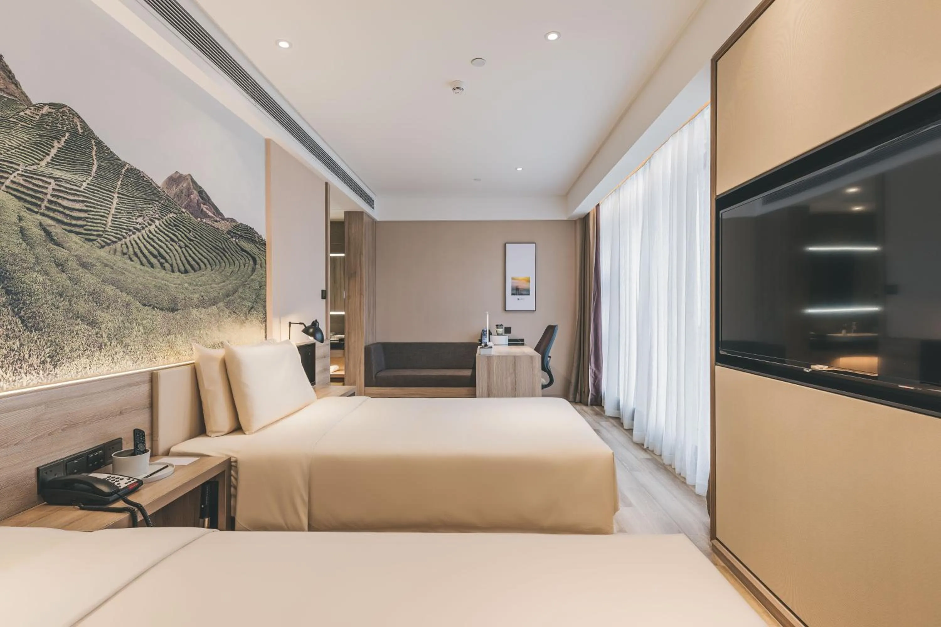 Photo of the whole room in Atour Hotel (Puning High Speed Railway Station)