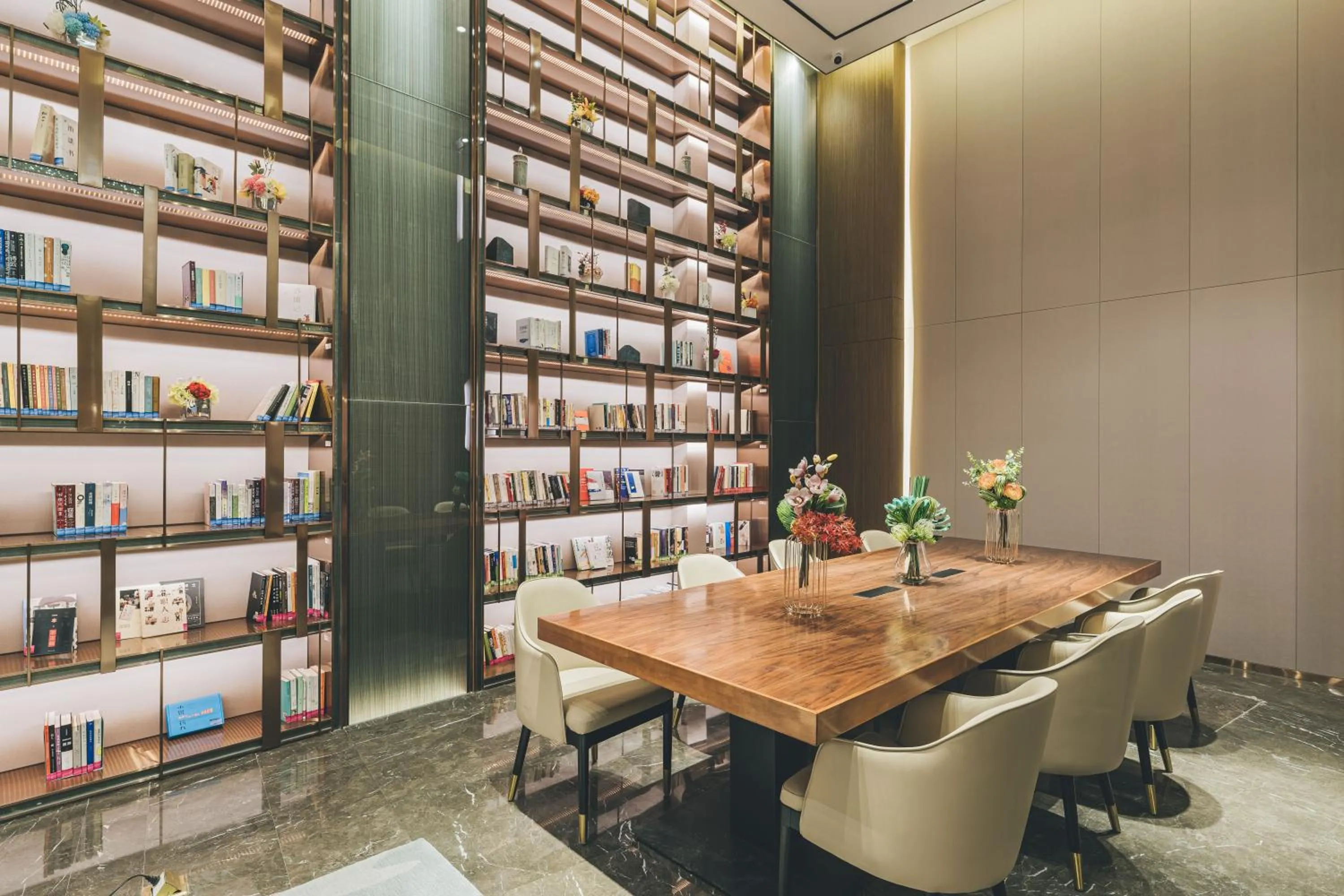 Lobby or reception in Atour Hotel (Puning High Speed Railway Station)