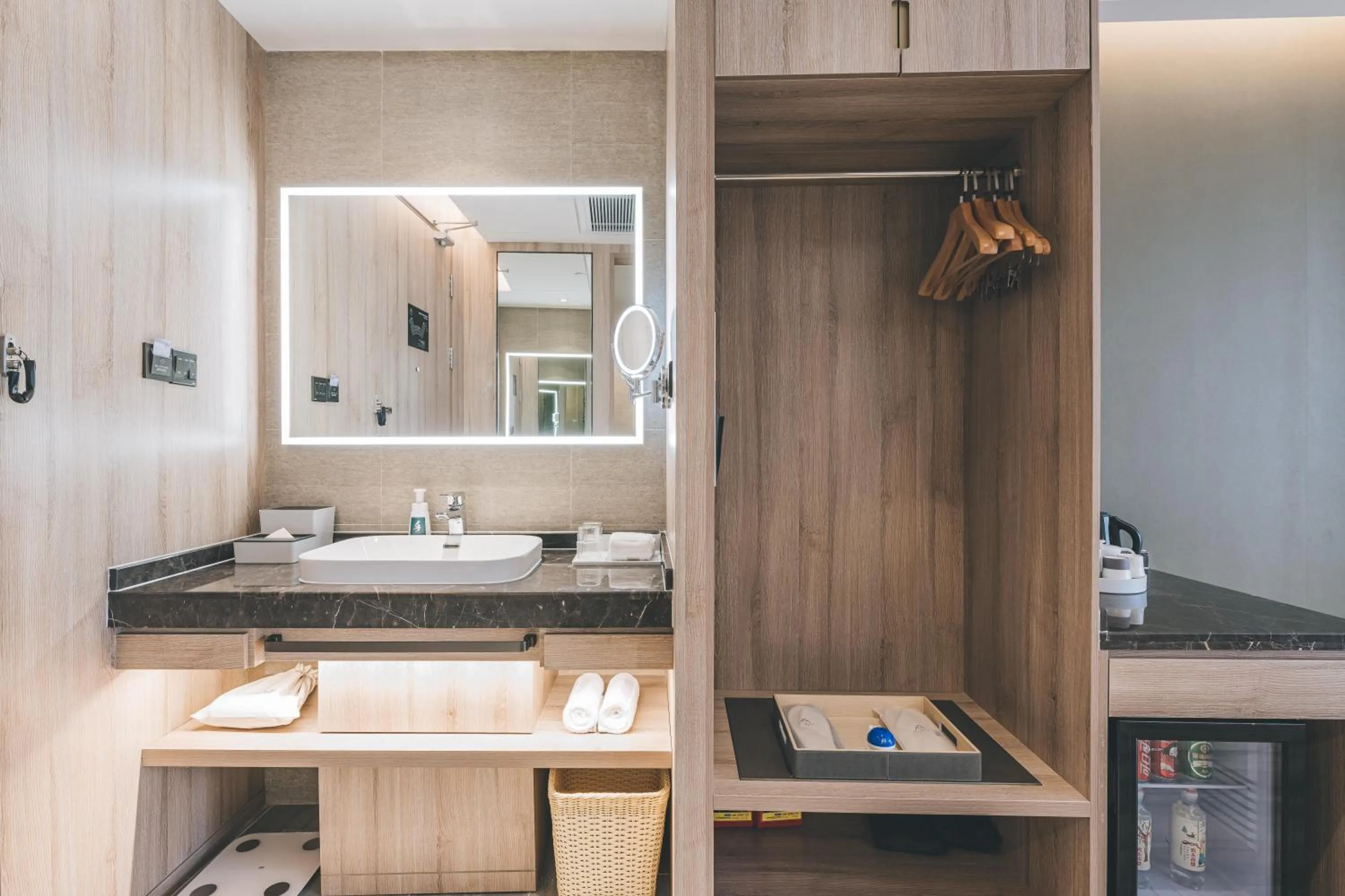 Photo of the whole room in Atour Hotel (Puning High Speed Railway Station)