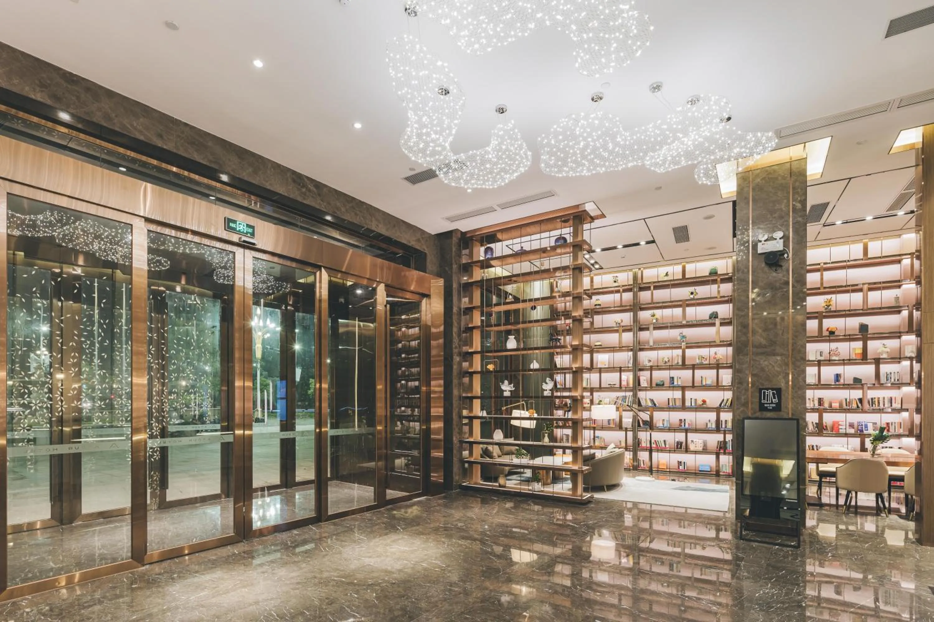 Lobby or reception in Atour Hotel (Puning High Speed Railway Station)