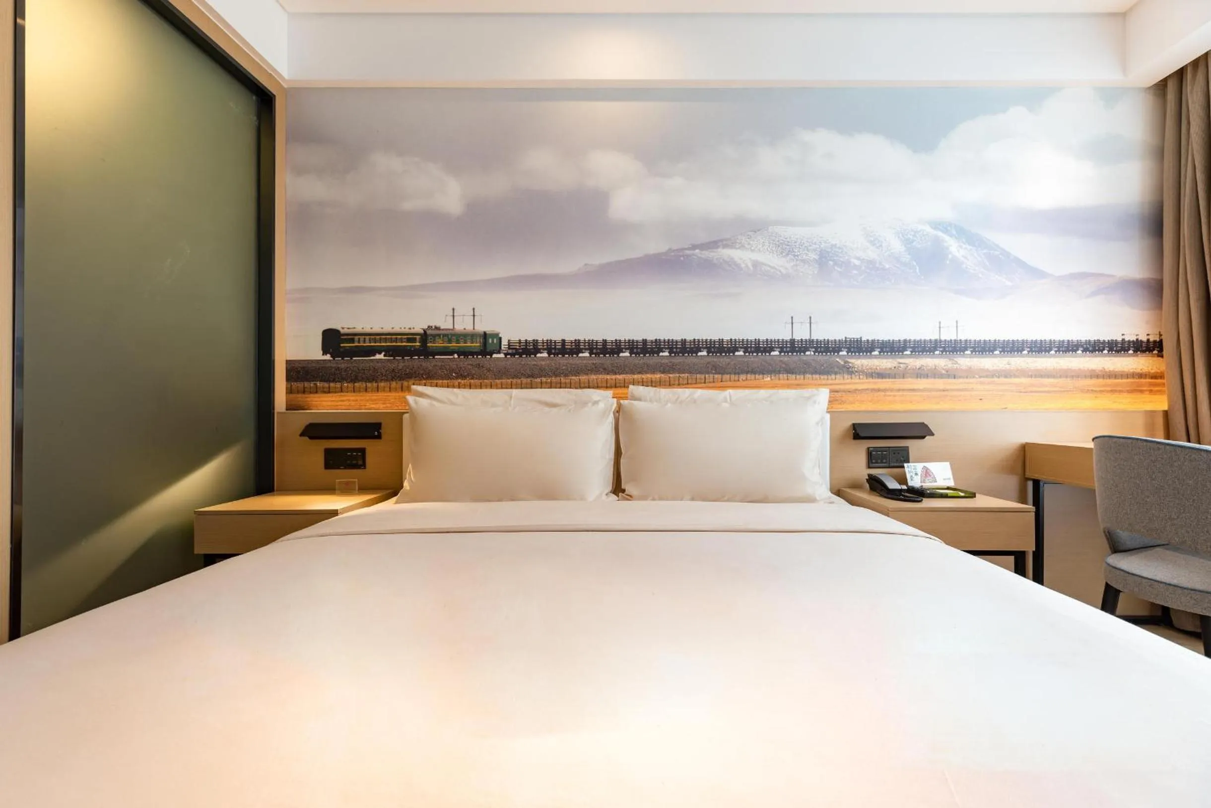 Bed in Atour Light Hotel (Wuhan Wuchang Railway Station)