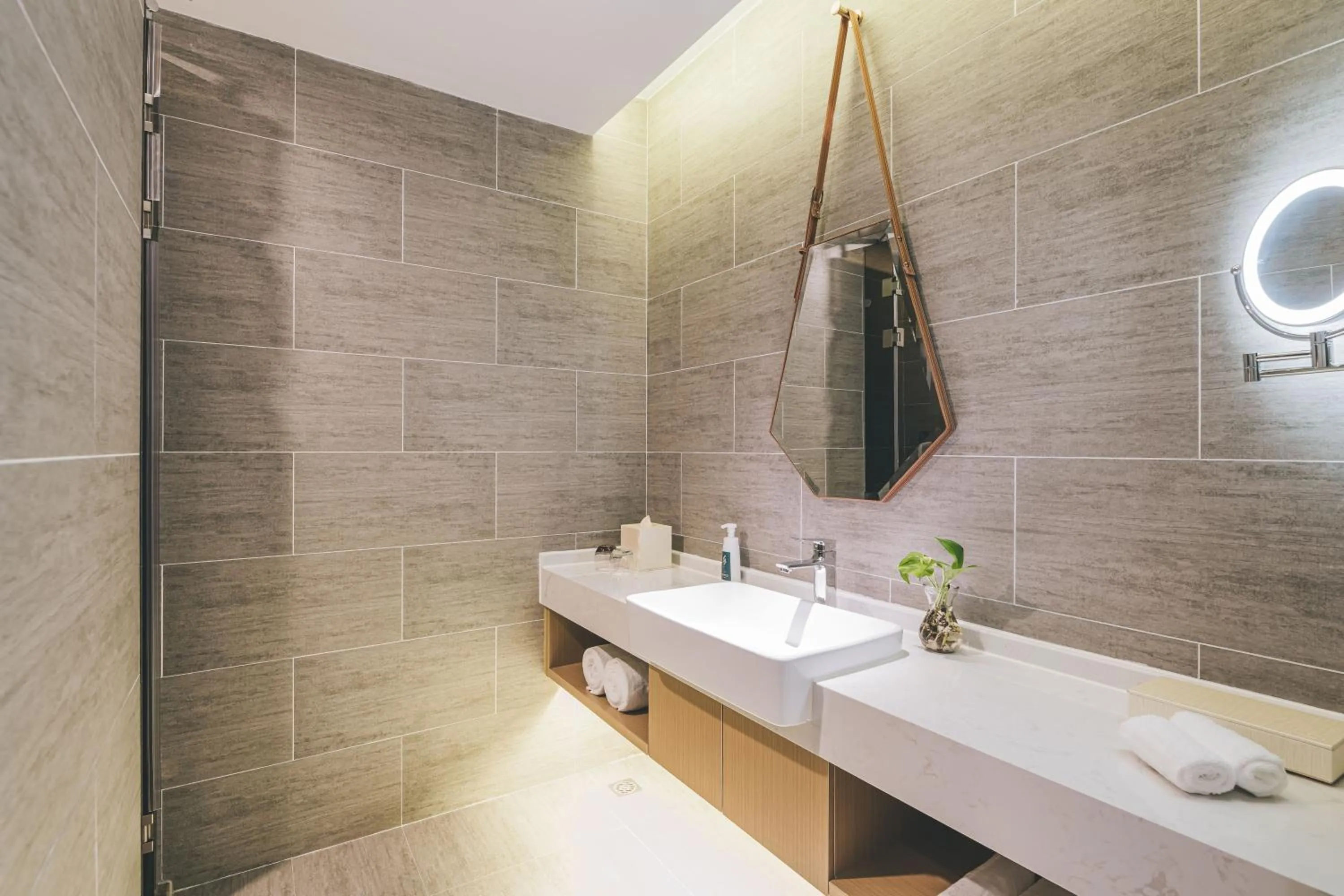 Hot Tub in Atour Hotel Suzhou Industrial Park Fashion Stage Outlets