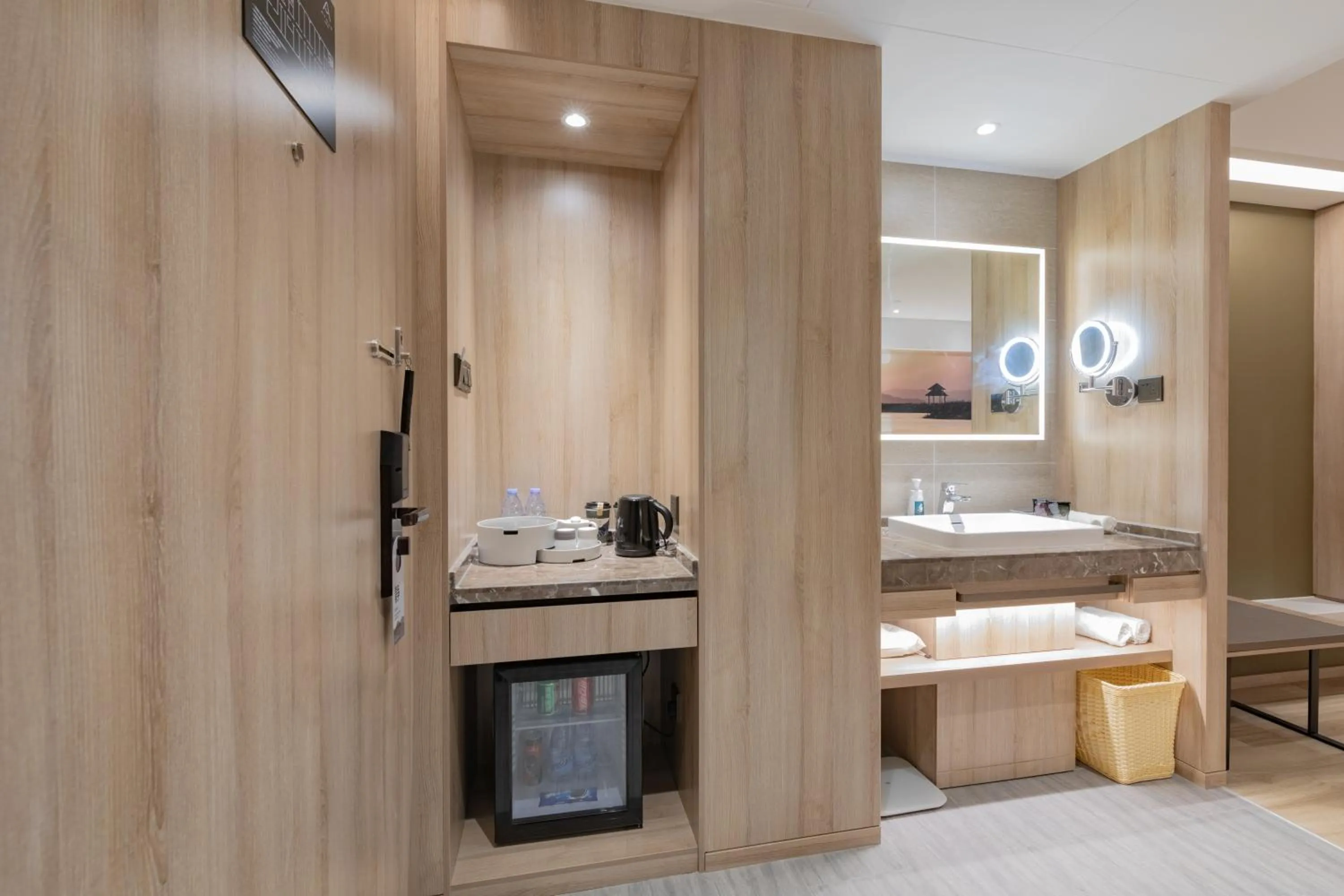 Property building in Atour Hotel (Suzhou Wujiang Wuyue Plaza)