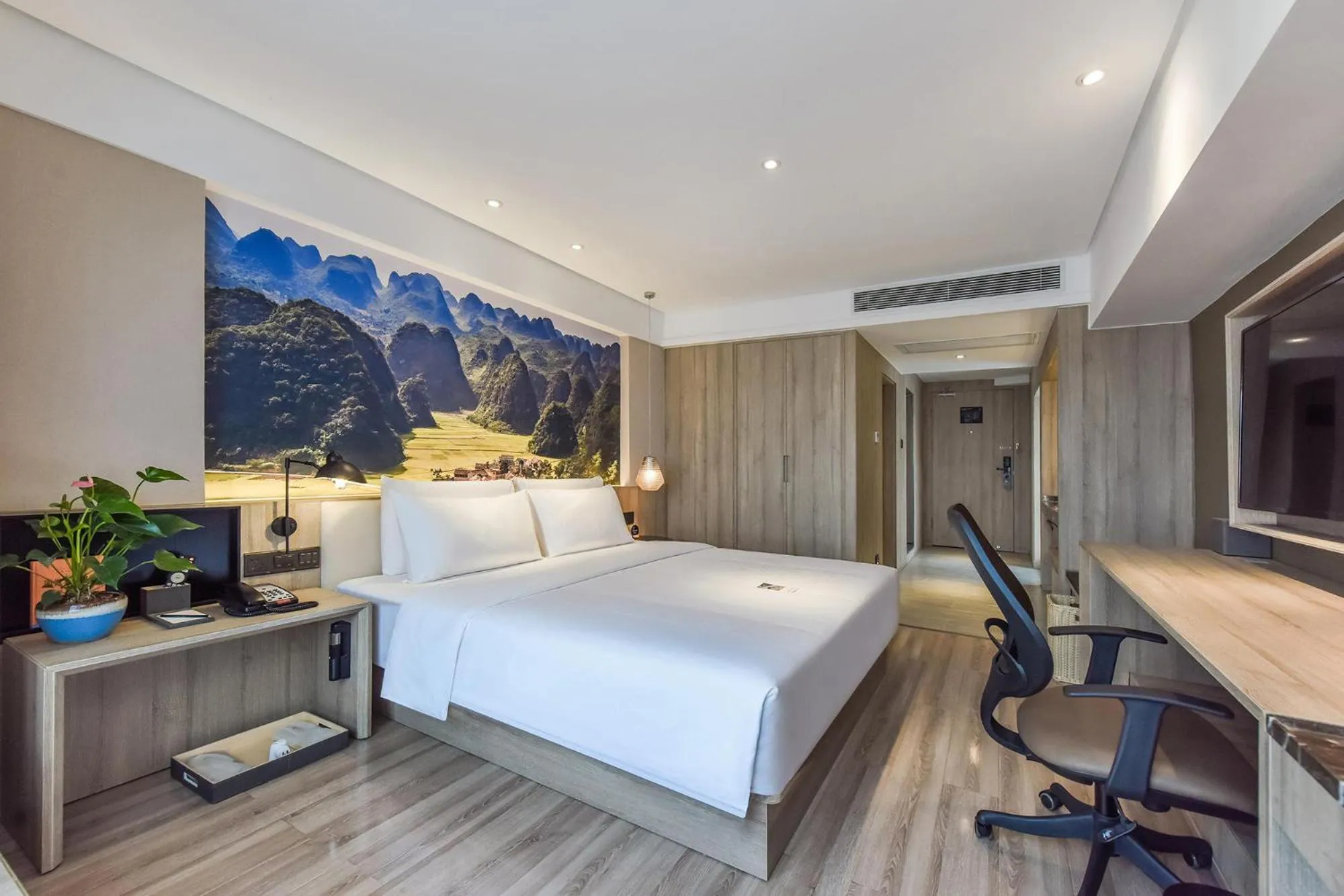 Bed in Atour Hotel Guiyang Convention and Exhibition Center