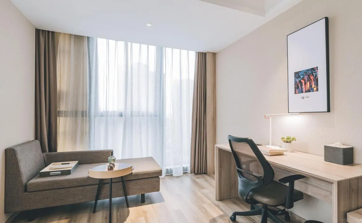 Atour Hotel Guiyang Century City Shopping Center