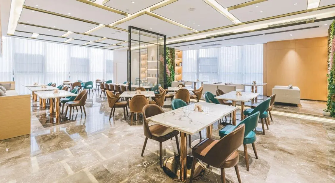 Atour Hotel Guiyang Century City Shopping Center