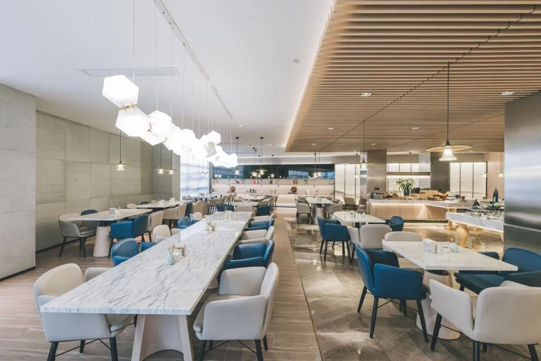 Breakfast in Atour Hotel Yiwu International Trade City