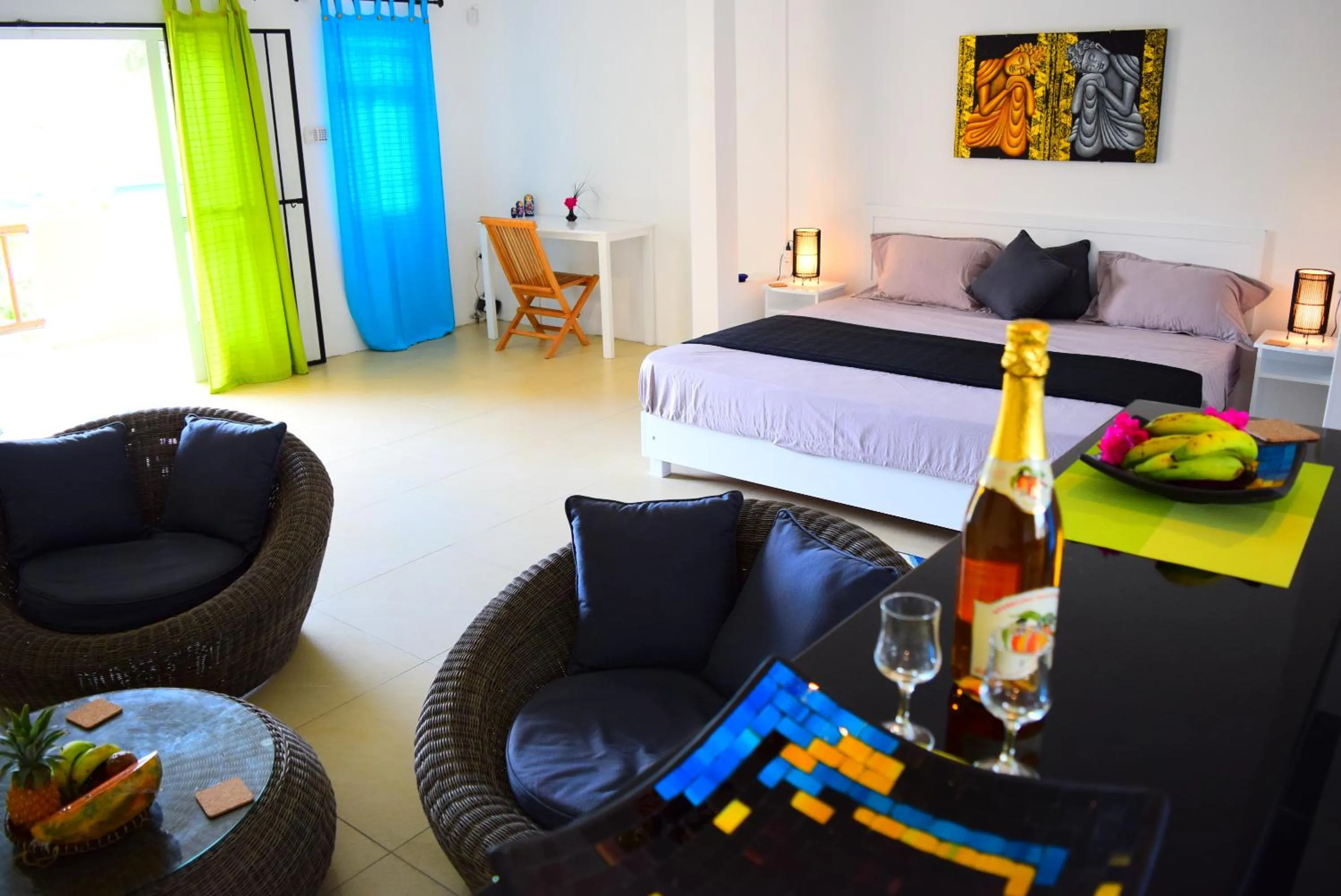 Bed in Mountain View