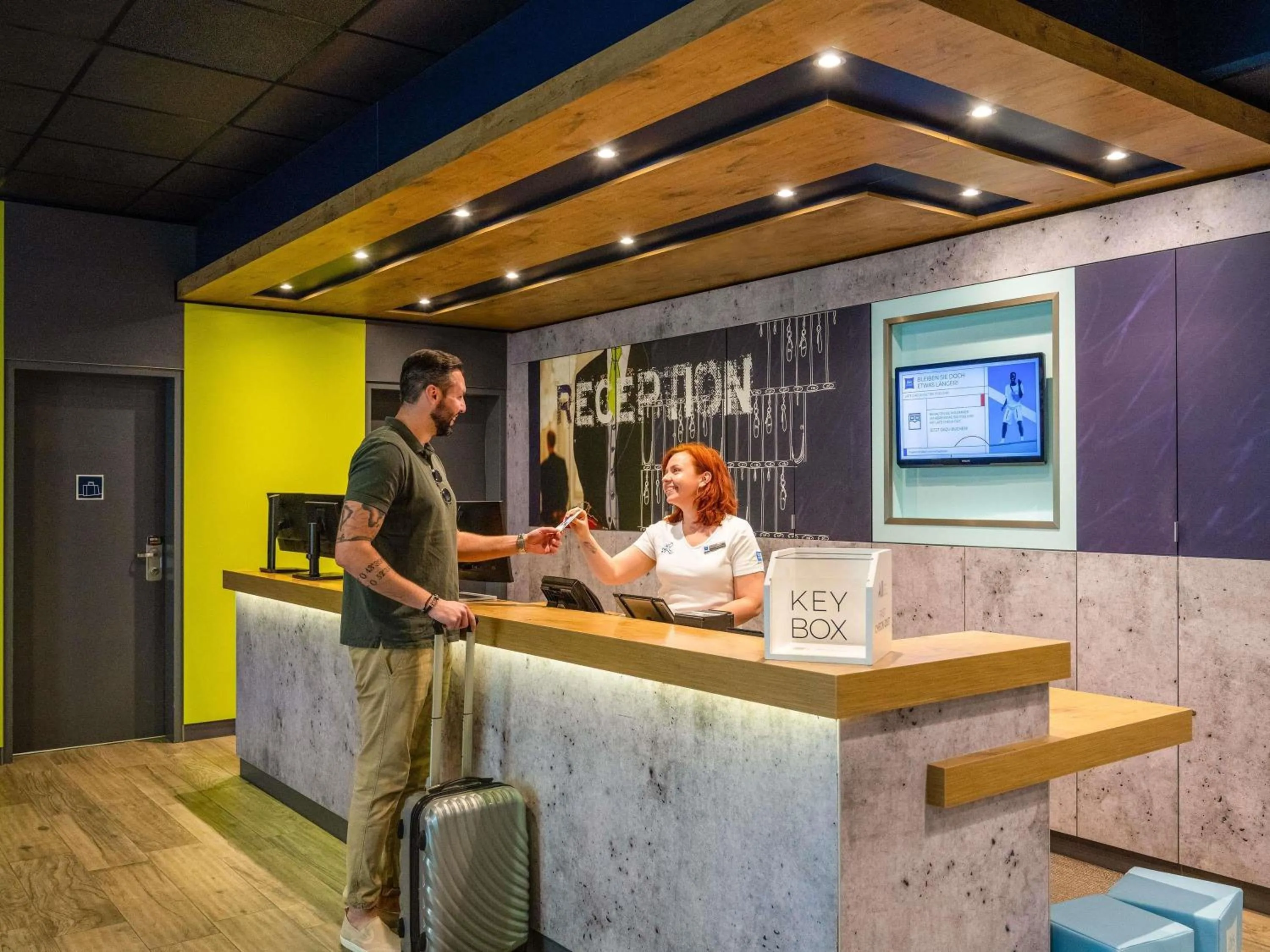 Property building in ibis budget Berlin Kurfürstendamm - neu renoviert