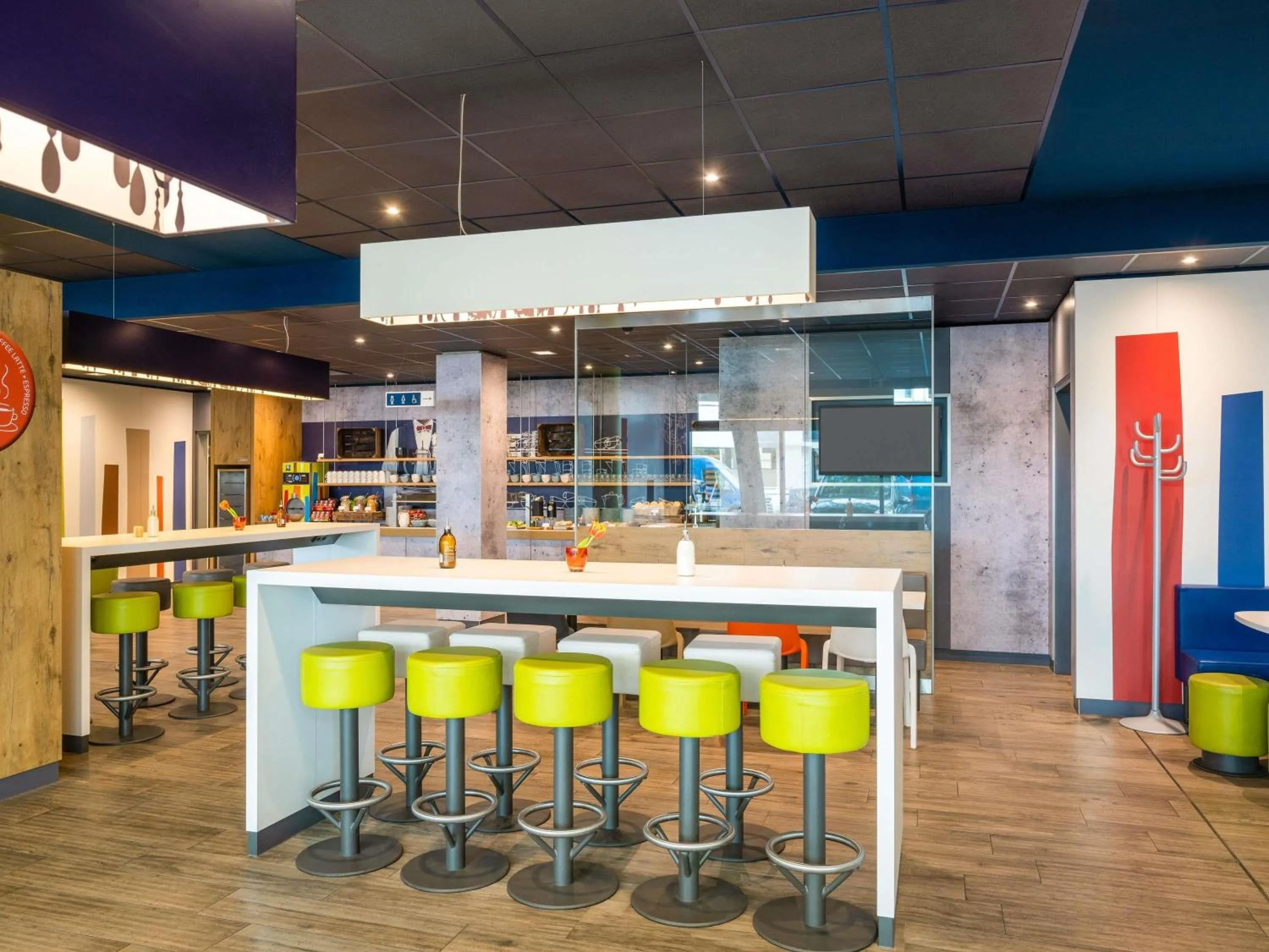 Breakfast in ibis budget Berlin Kurfürstendamm - neu renoviert