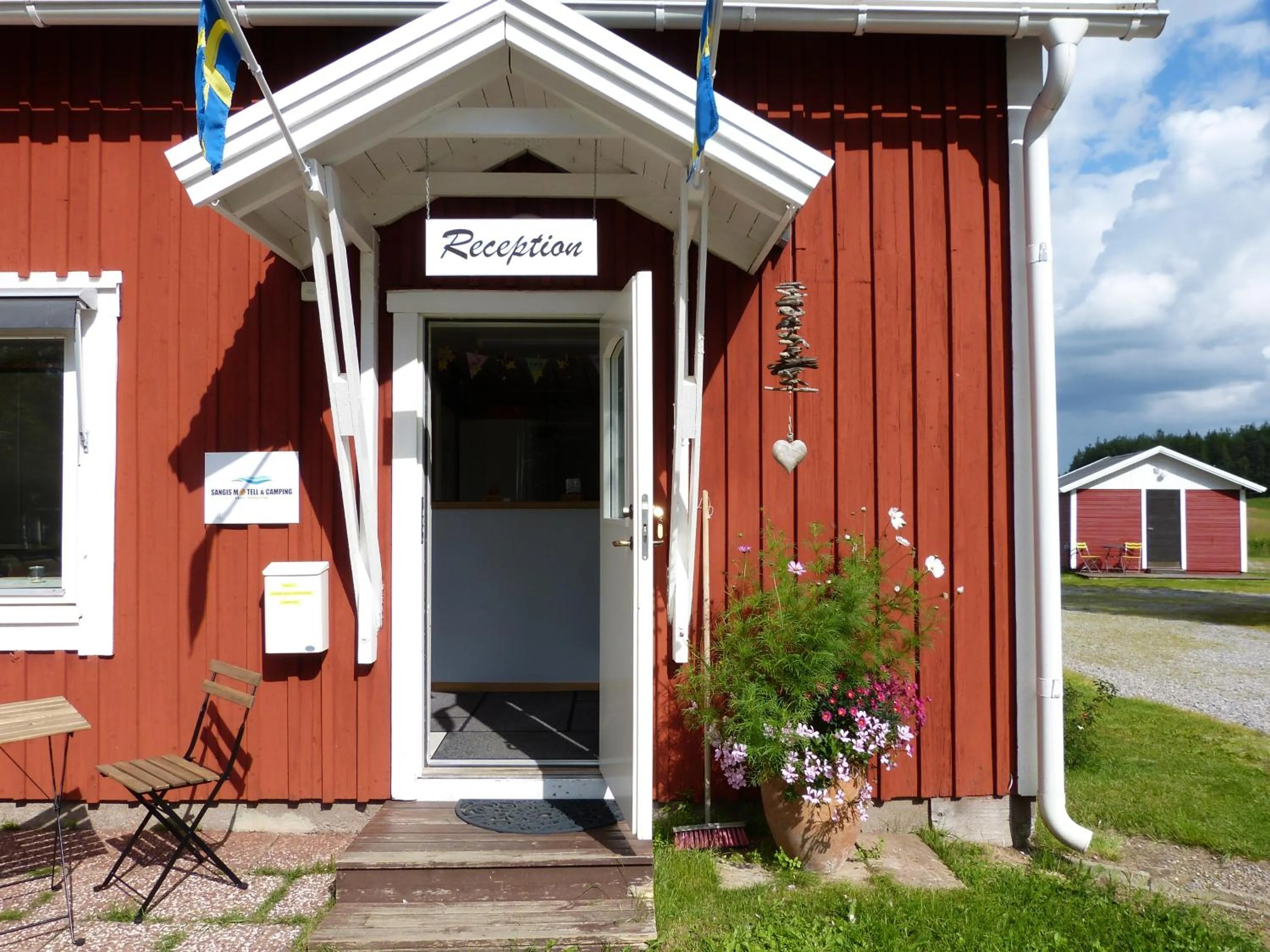 Property building in Sangis Motell och Camping