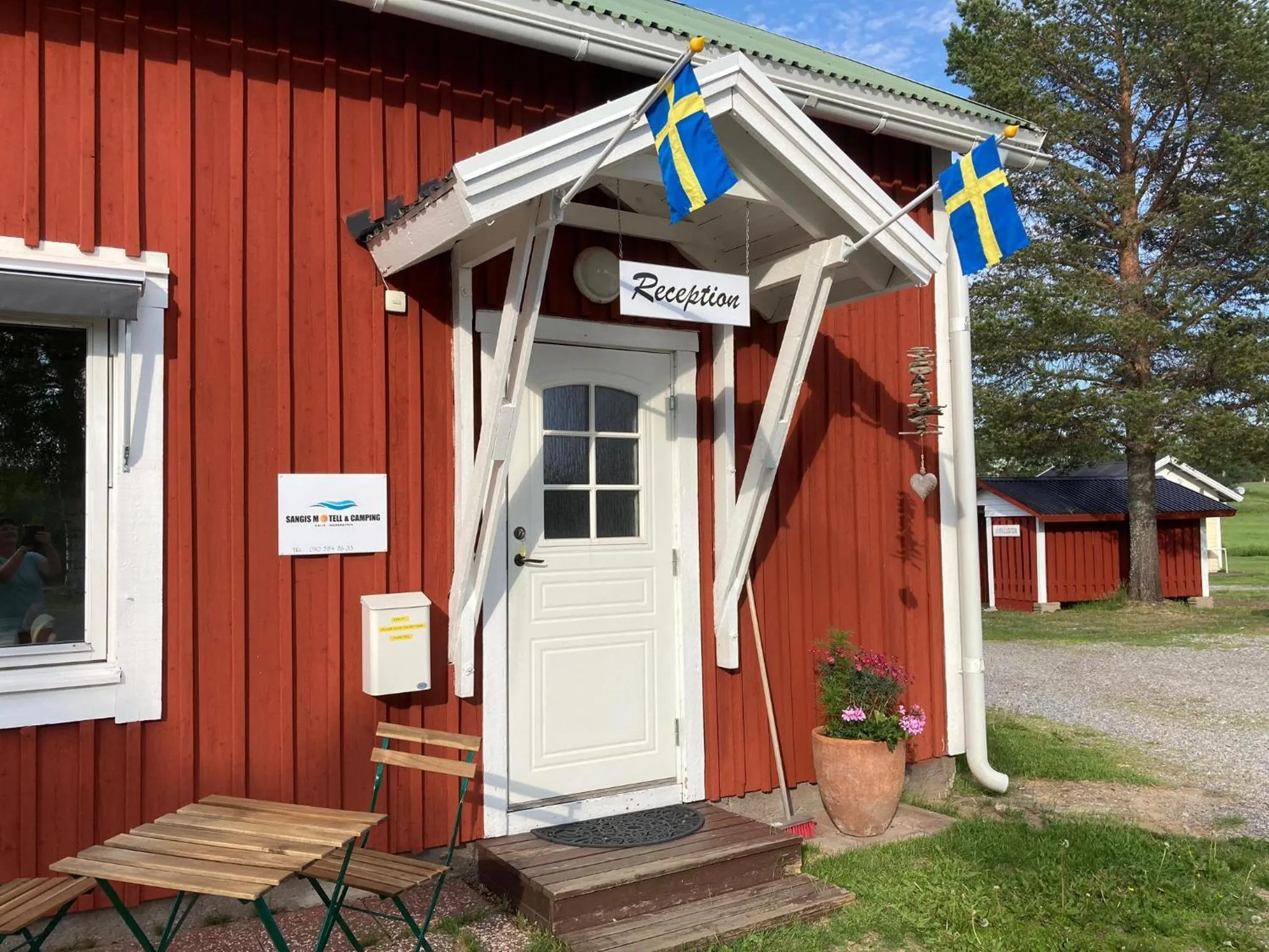 Property building in Sangis Motell och Camping