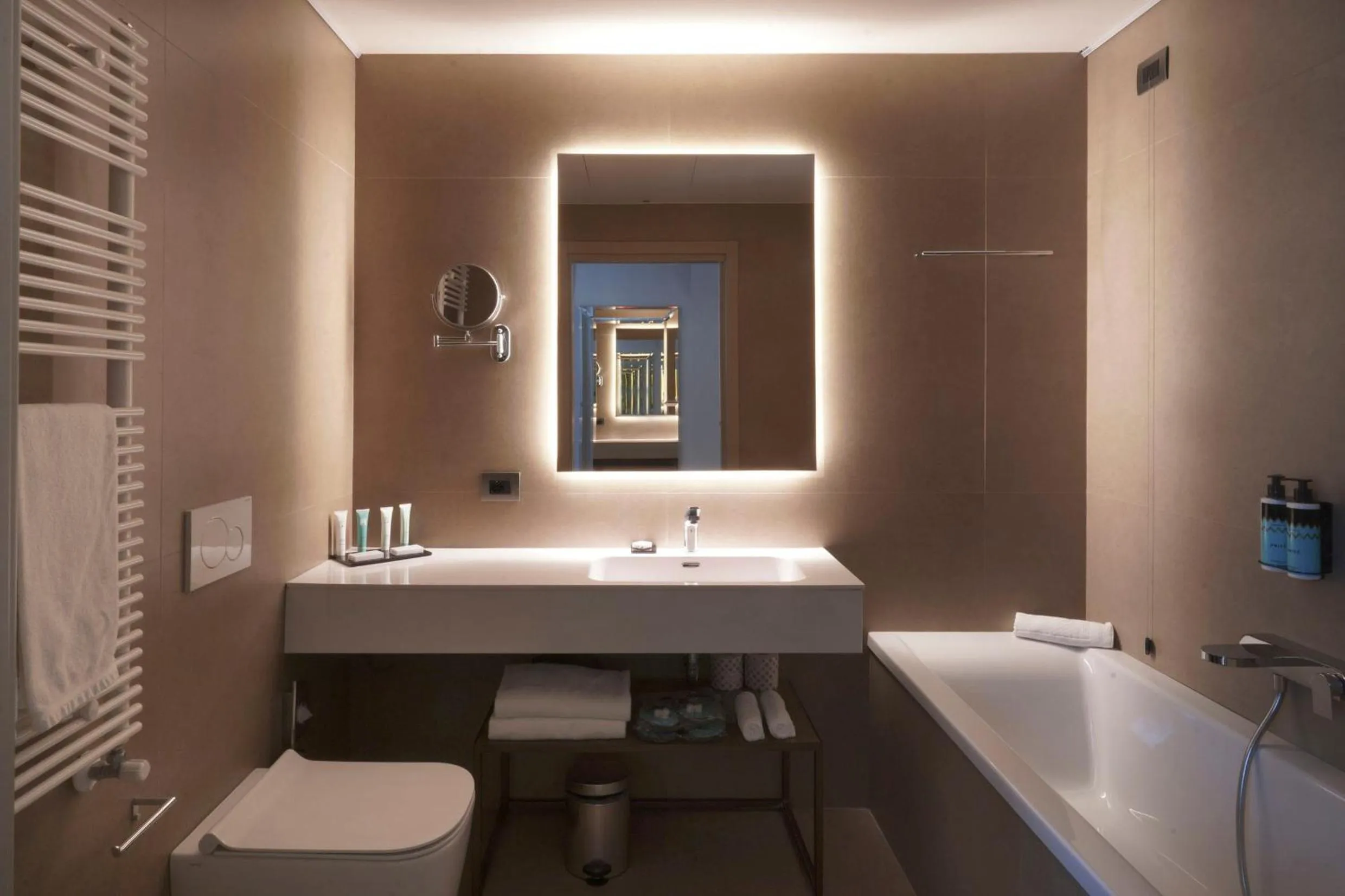 Bathroom in Hotel Aquarius Venice - Ascend Collection