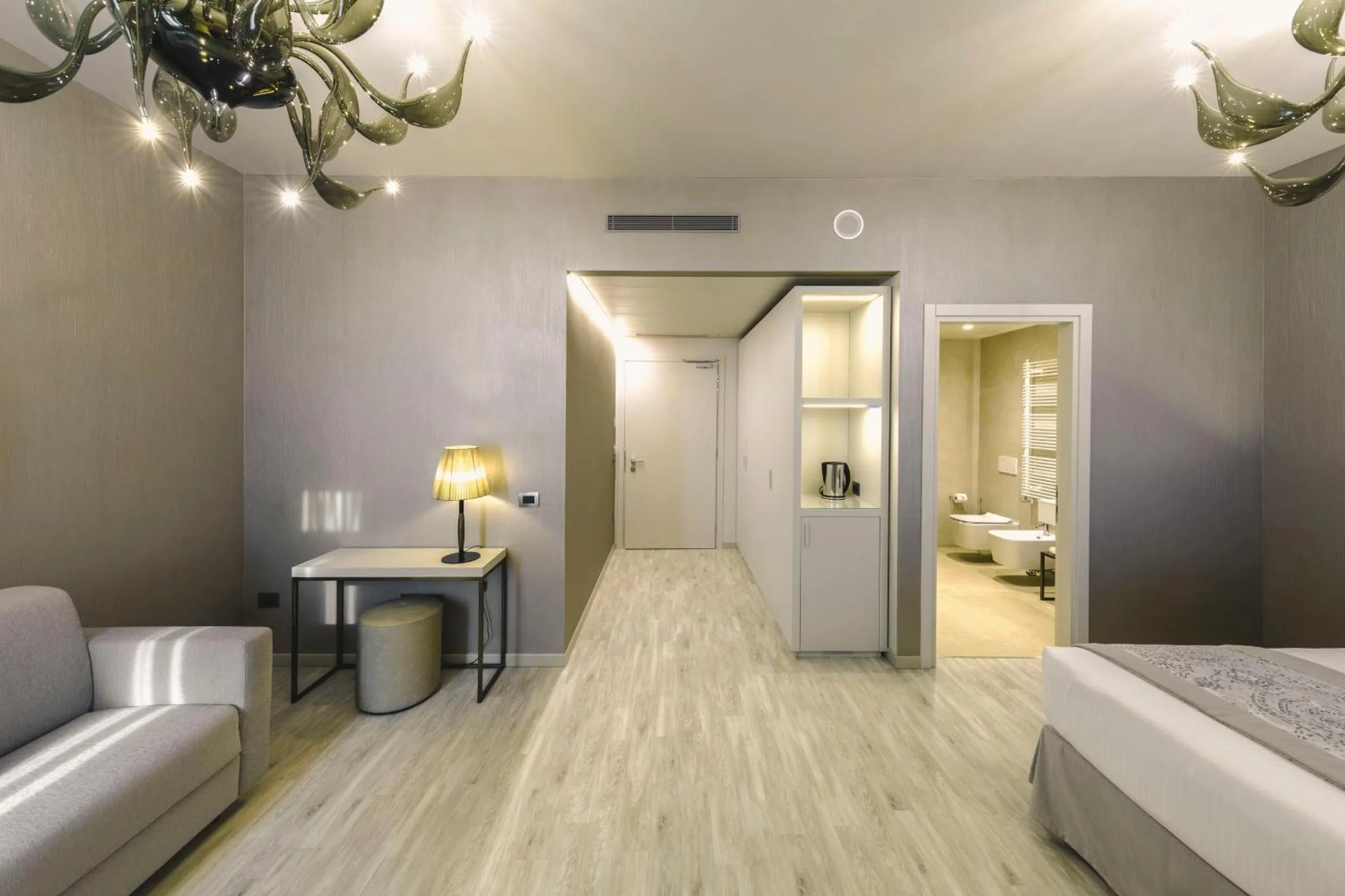 Photo of the whole room, Bed in Hotel Aquarius Venice - Ascend Collection