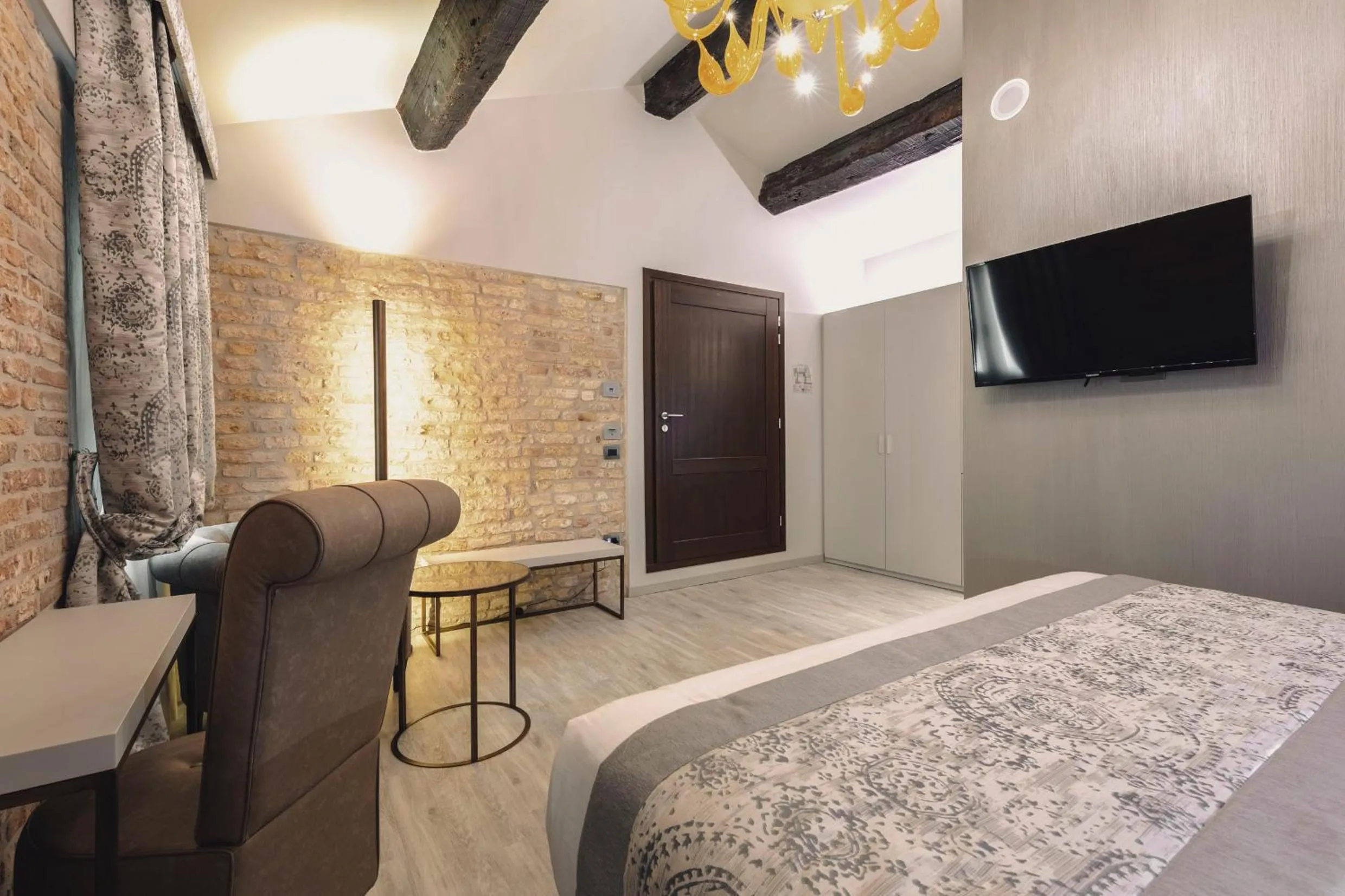 Bed in Hotel Aquarius Venice - Ascend Collection