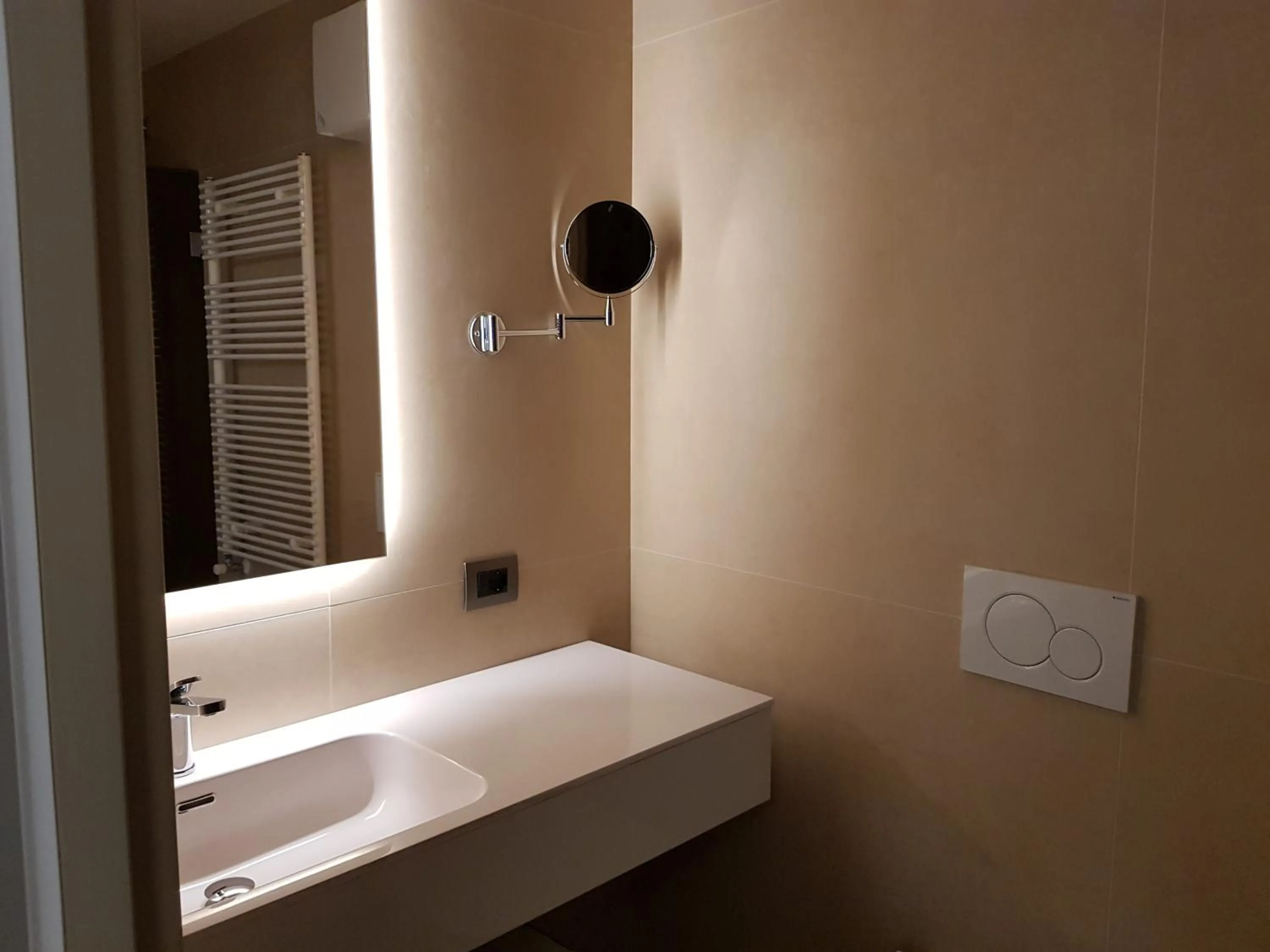 Bathroom in Hotel Aquarius Venice - Ascend Collection