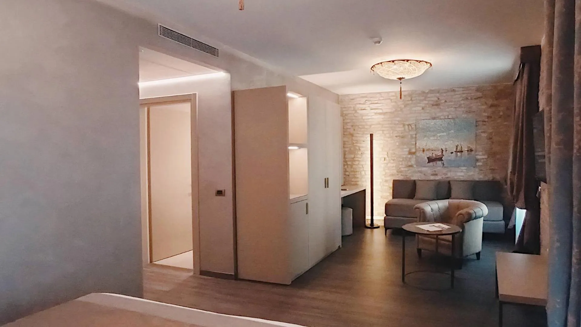 Bed in Hotel Aquarius Venice - Ascend Collection