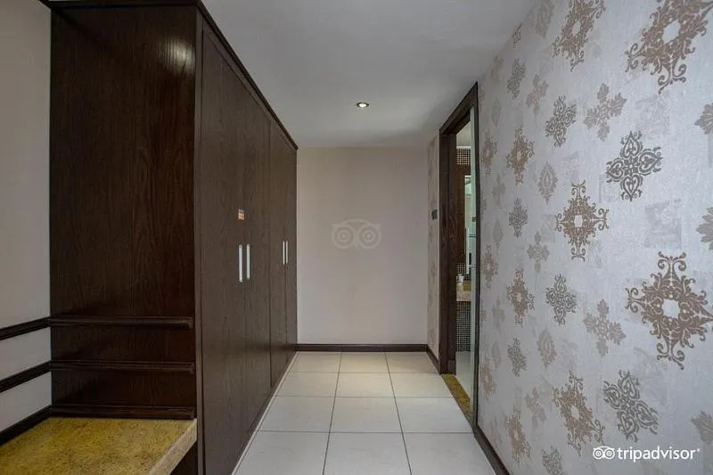 wardrobe in Mark Inn Hotel Deira