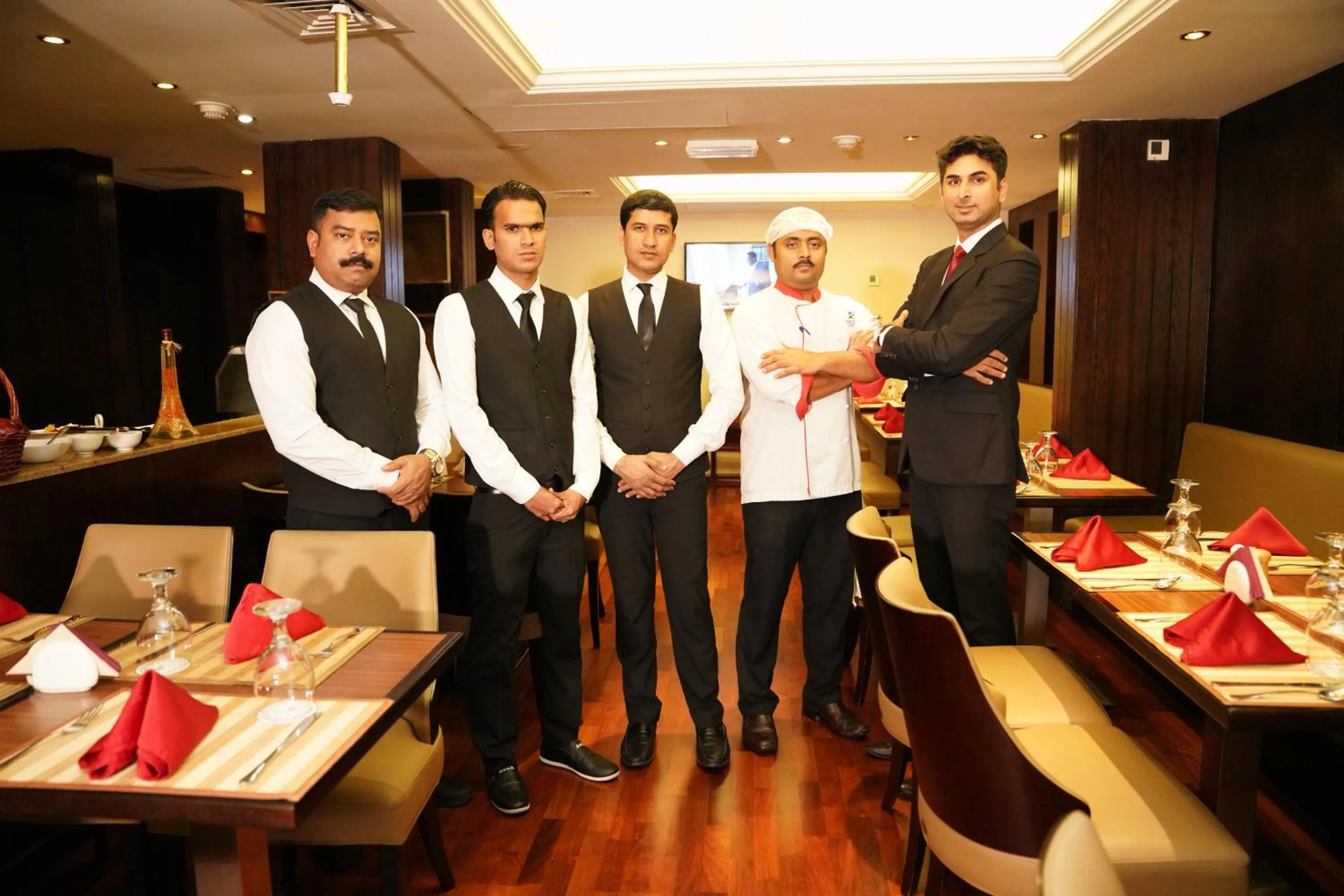 Restaurant/places to eat in Mark Inn Hotel Deira