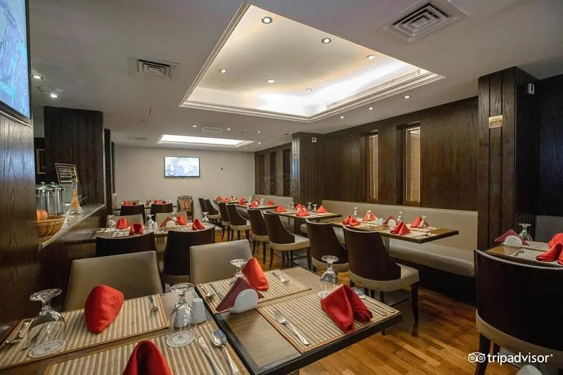 Restaurant/places to eat in Mark Inn Hotel Deira