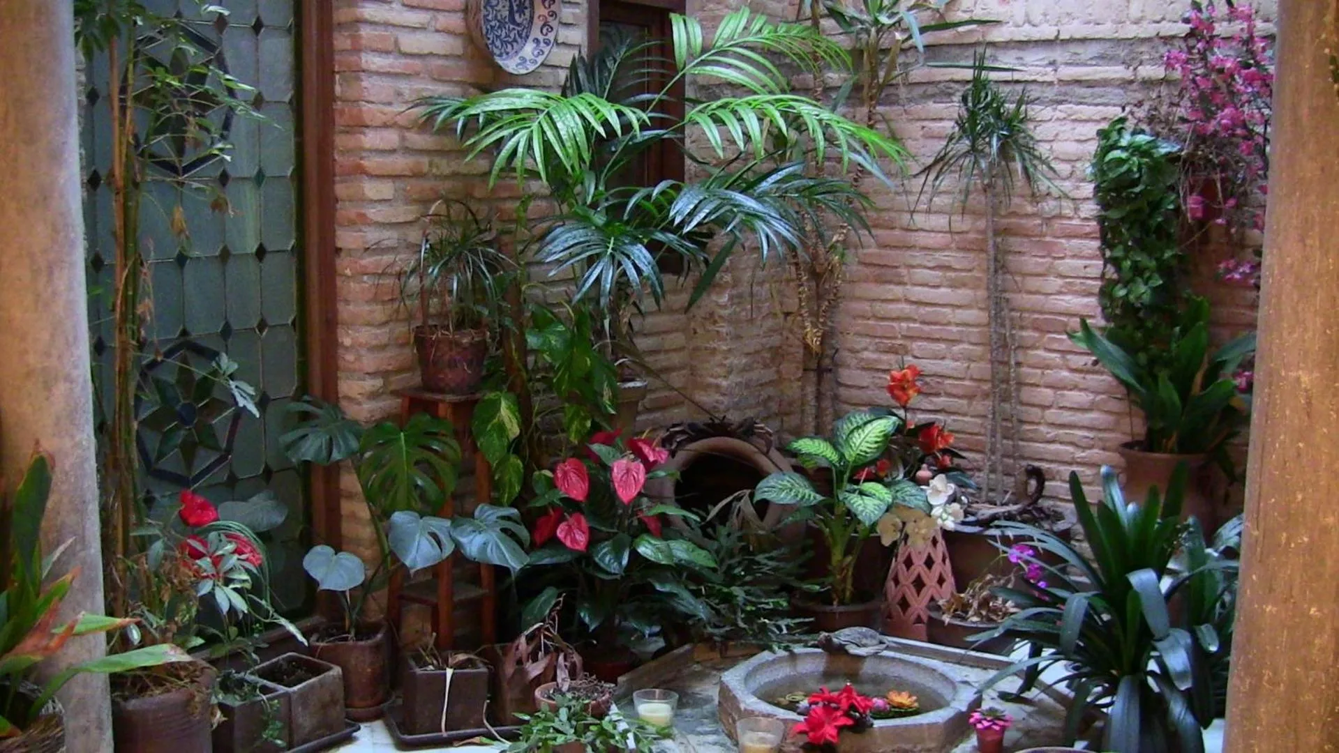 Decorative detail in Pensión Alfin
