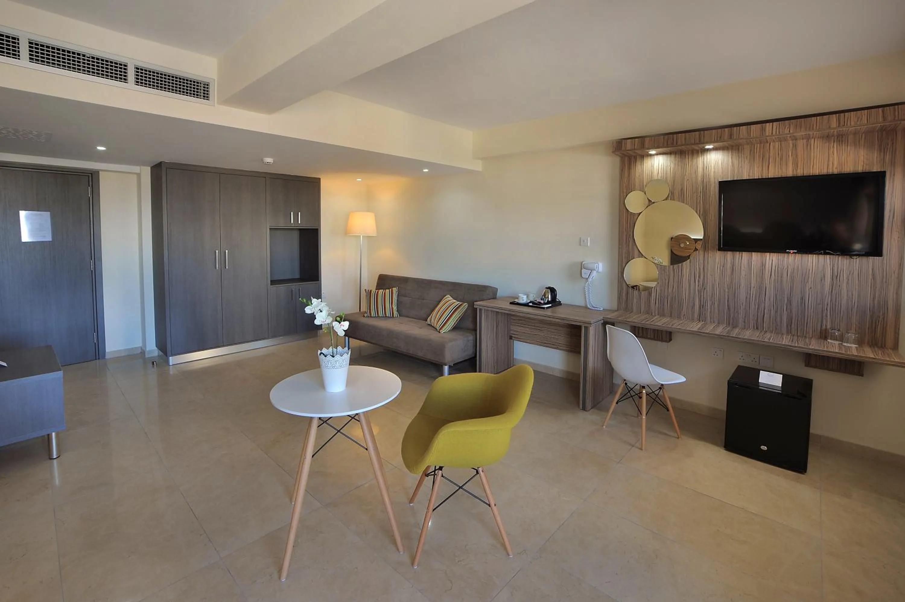 Living room in Nelia Beach Hotel & Spa