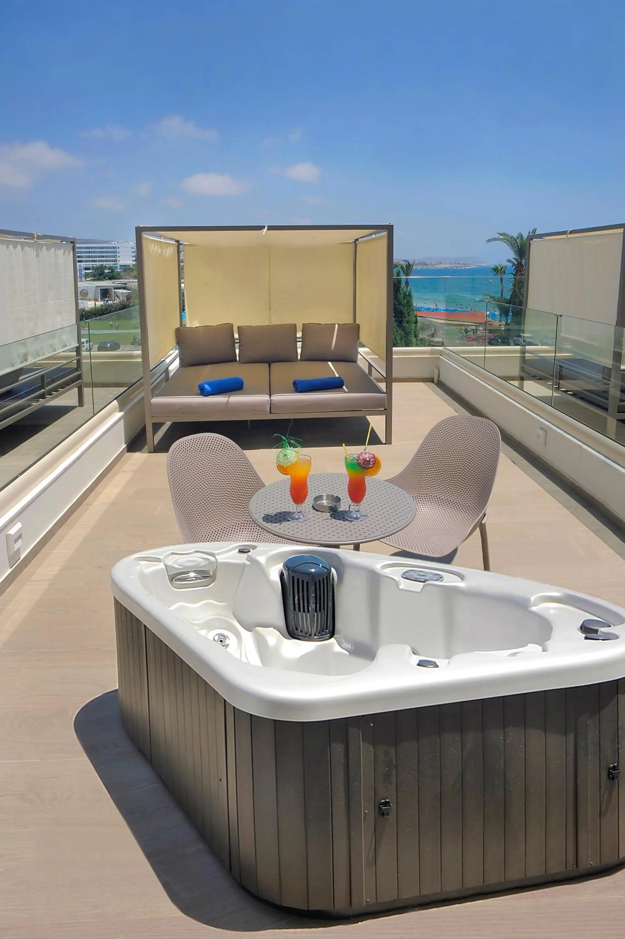 Nelia Beach Hotel & Spa