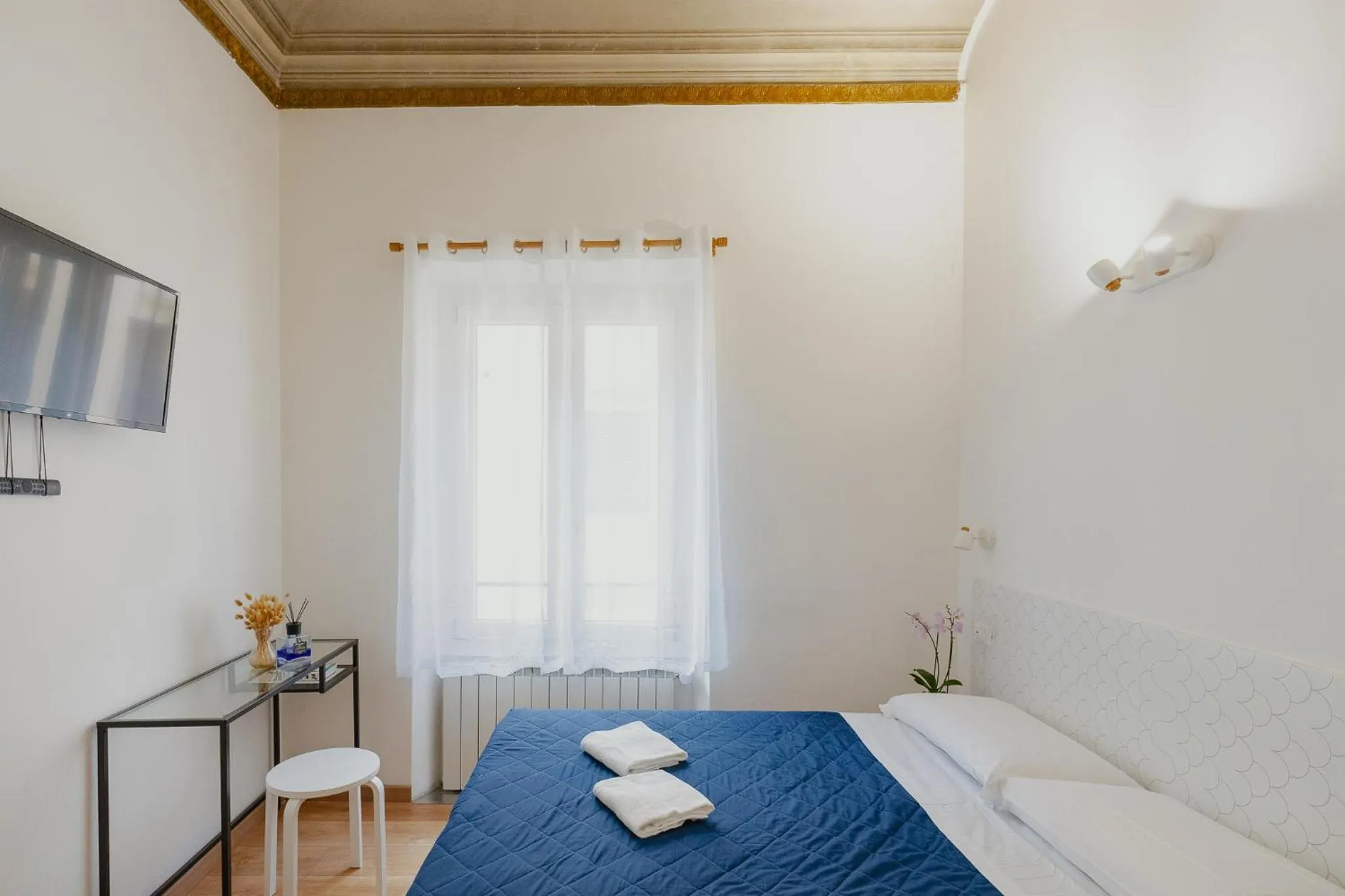 Bedroom, Bed in Florence Rooms