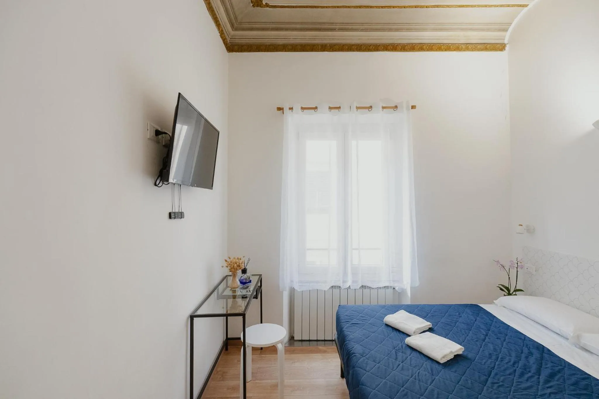 Bed in Florence Rooms