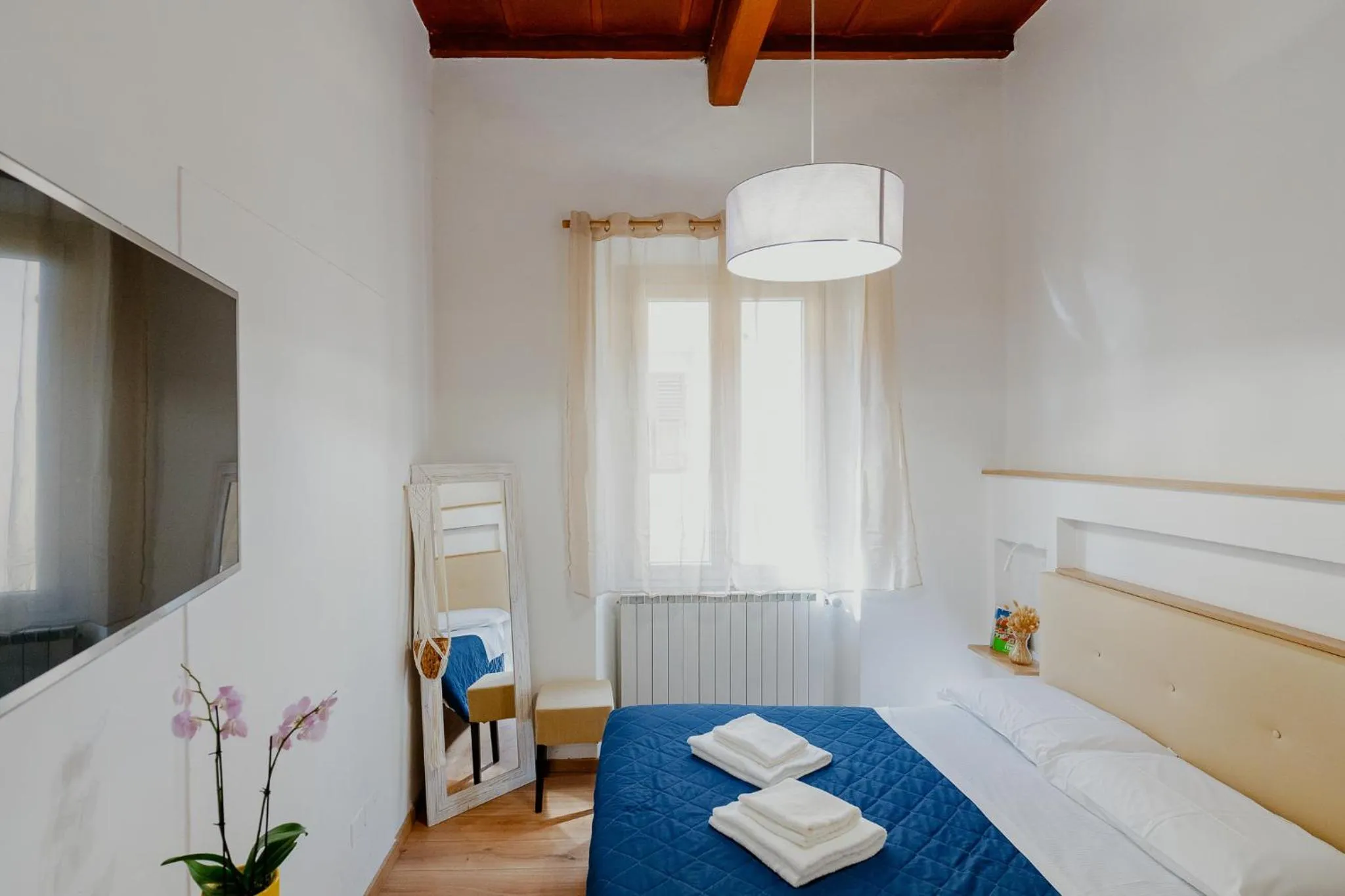 Bedroom, Bed in Florence Rooms