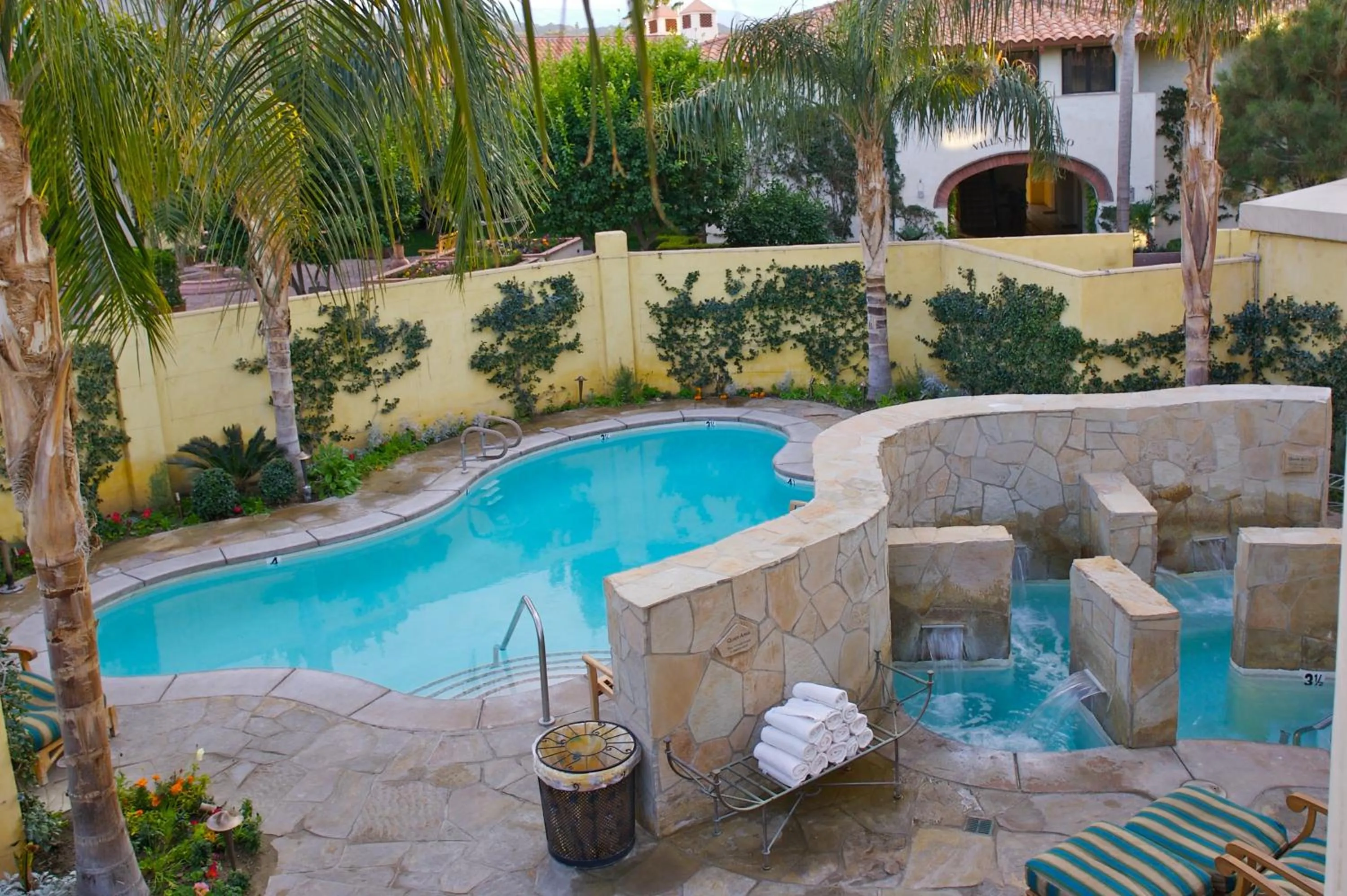 Hot Tub in Tommy Bahama Miramonte Resort & Spa