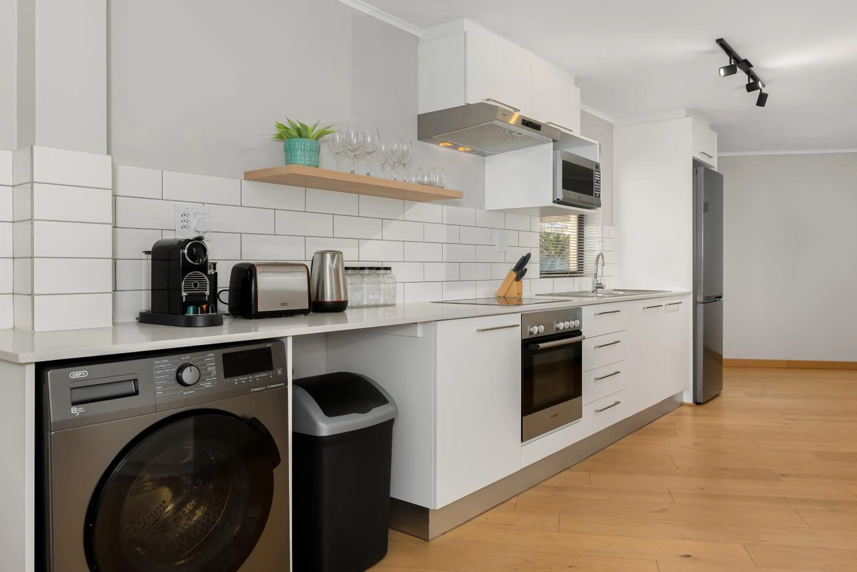 Coffee/tea facilities in Urban Artisan Luxury Suites by Totalstay