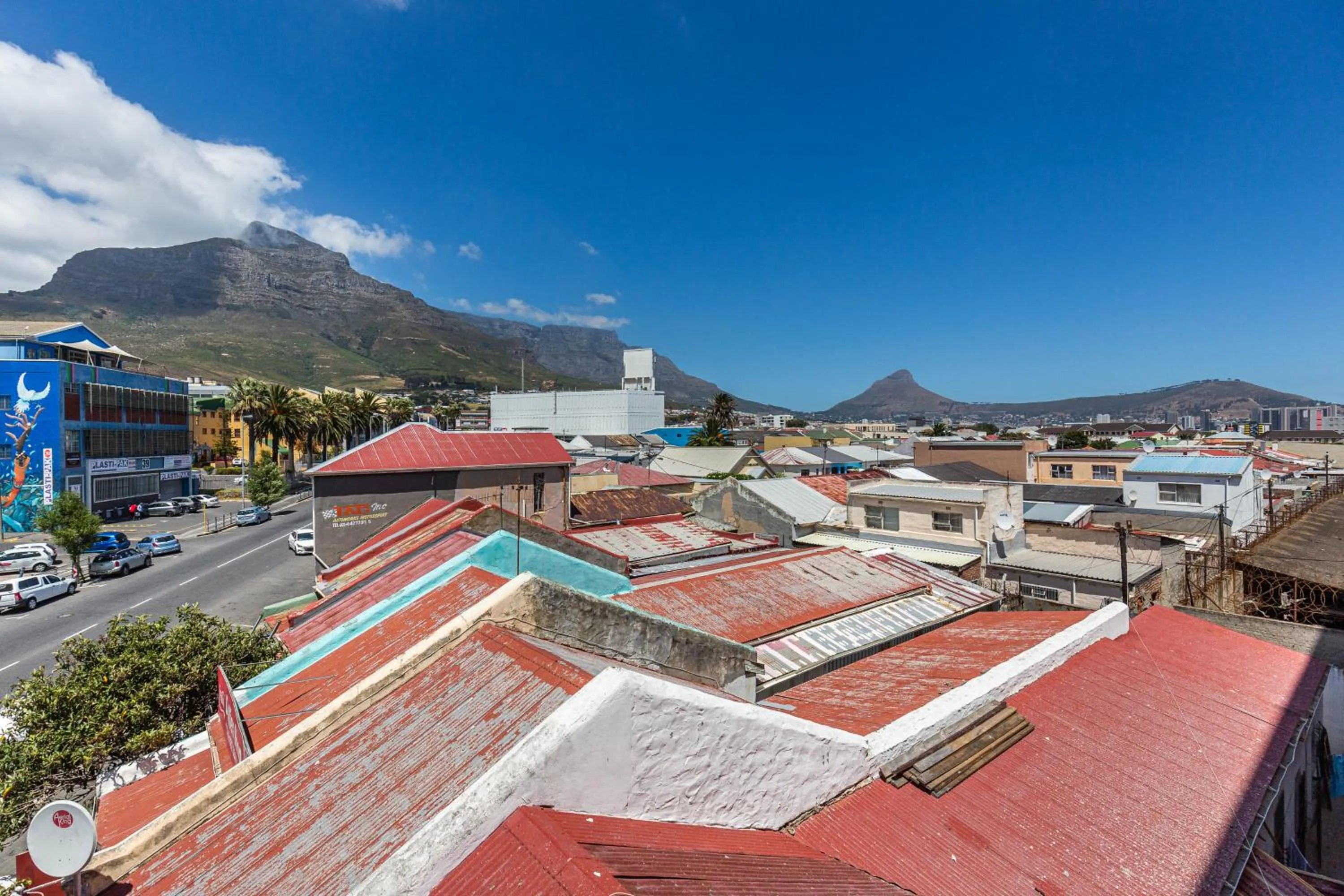 City view in Urban Artisan Luxury Suites by Totalstay