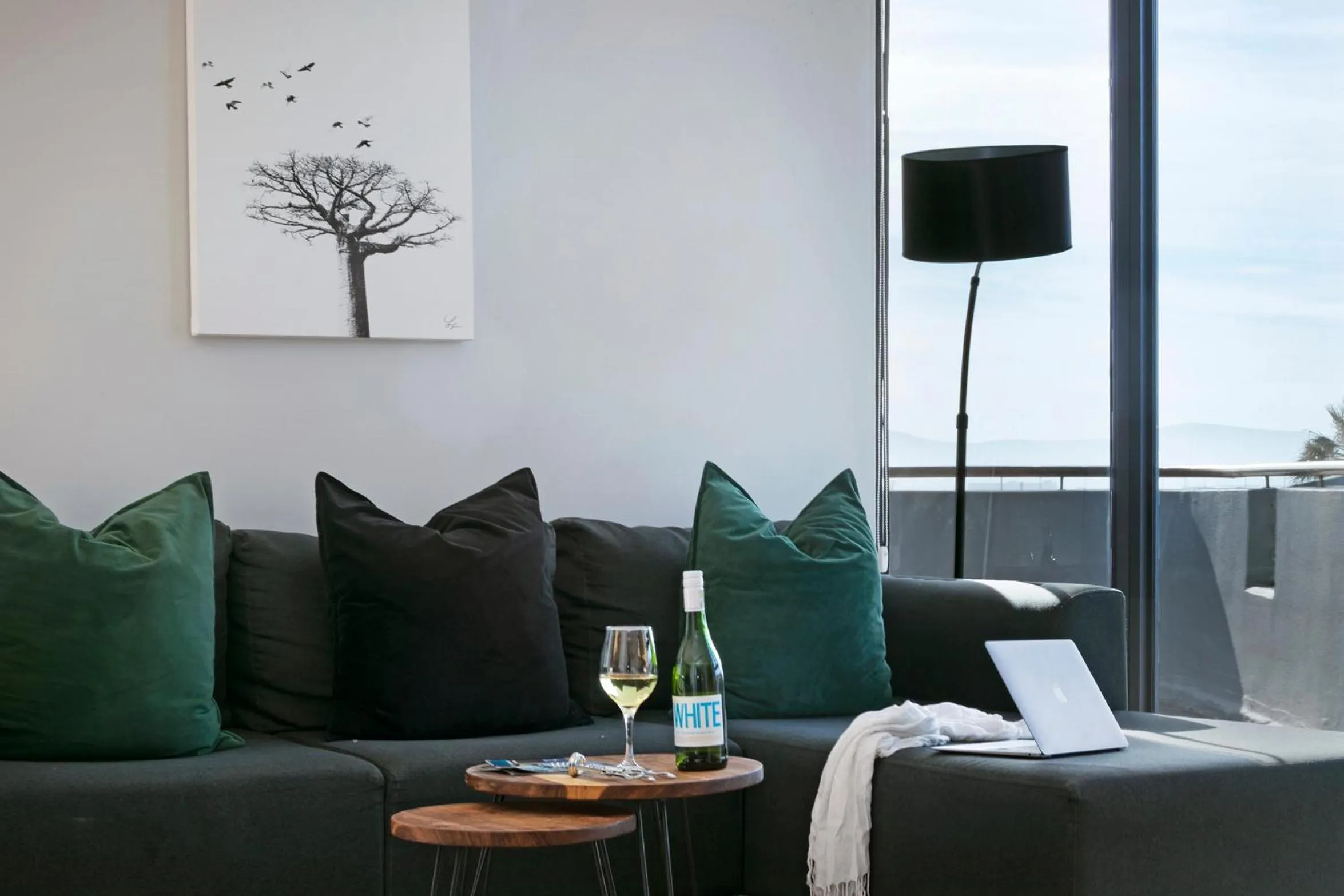 Living room in Urban Artisan Luxury Suites by Totalstay