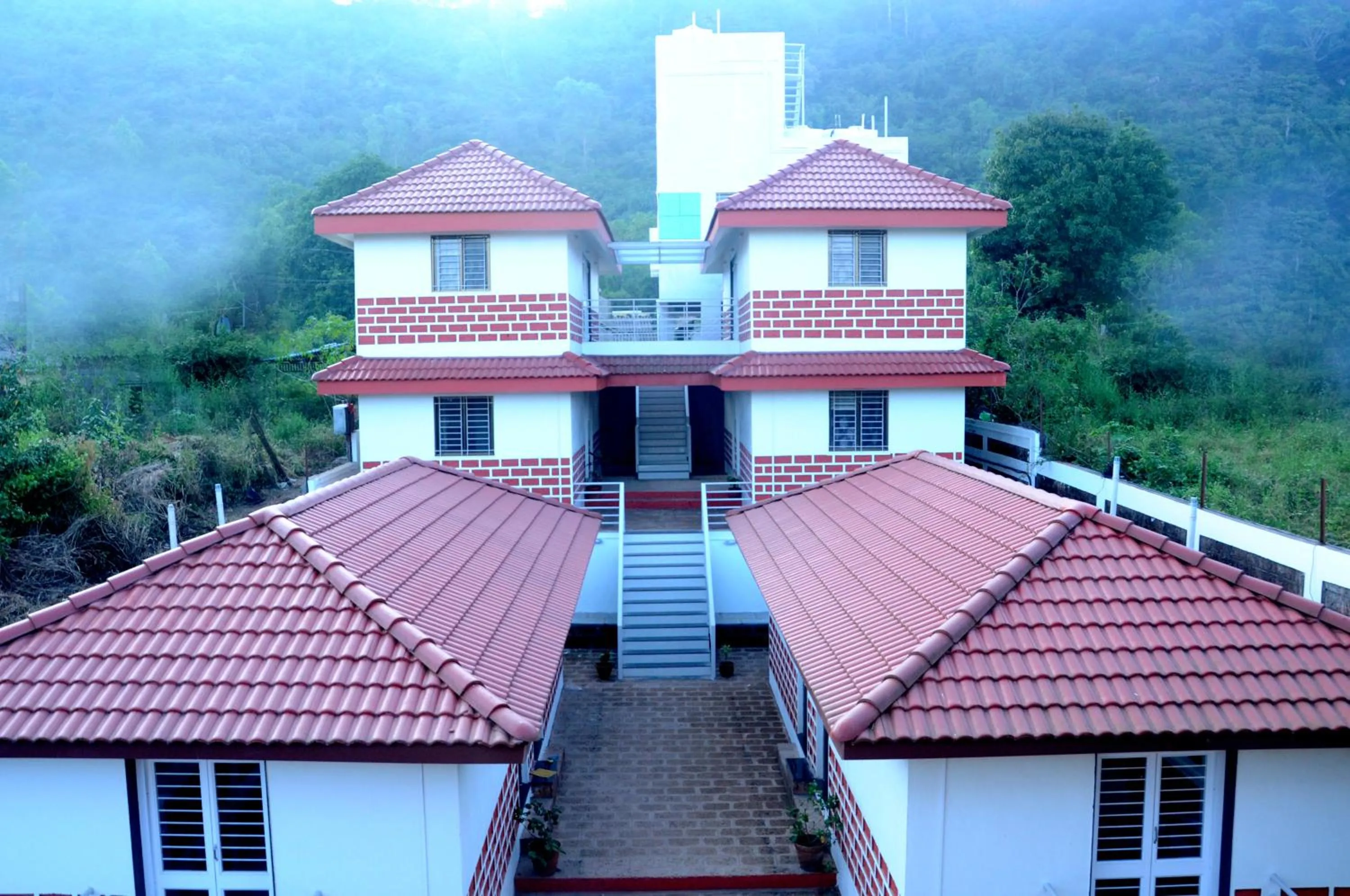 Property building in Rutu's Holidays Resort Panhala
