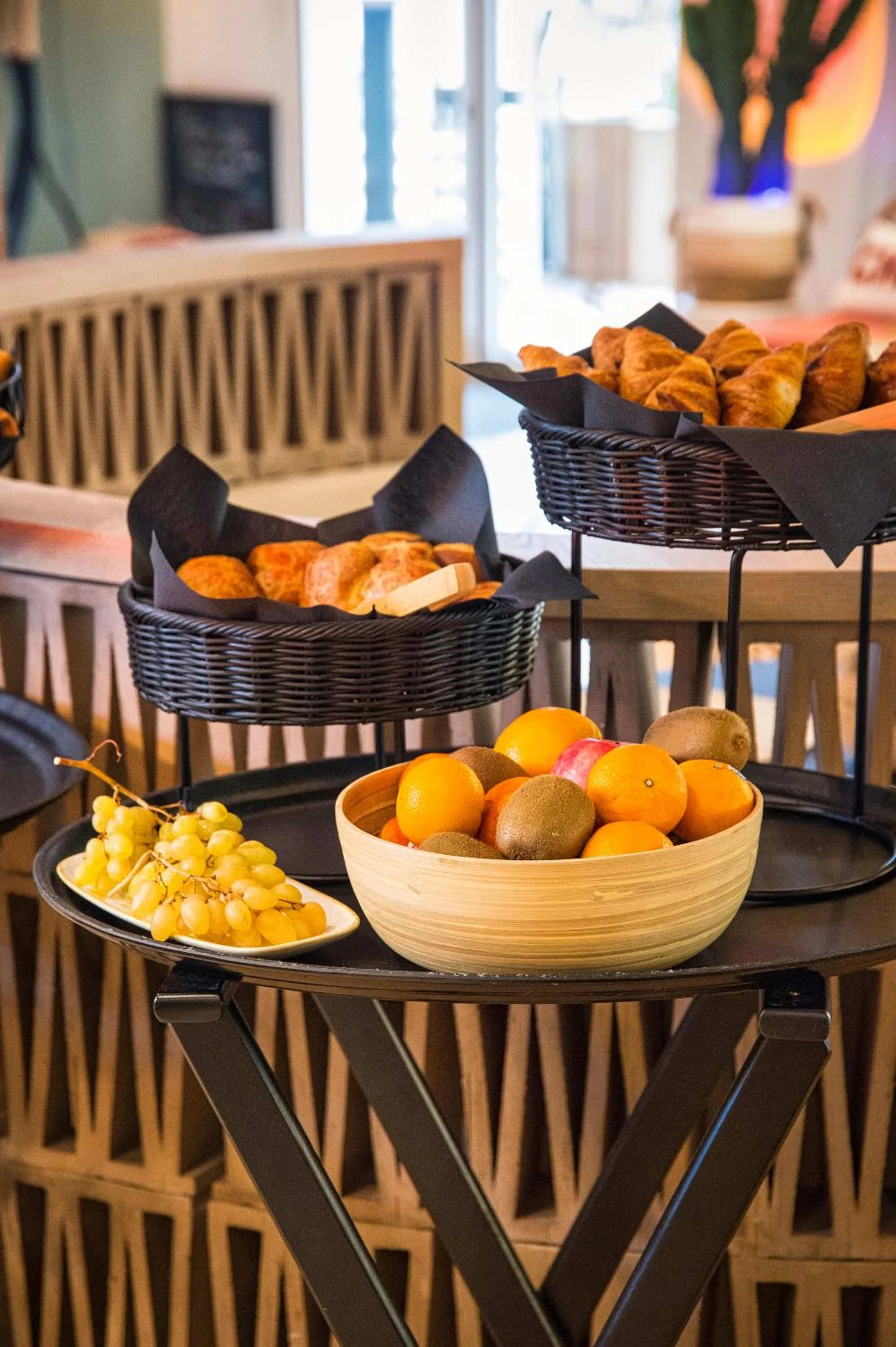 Food in Hôtel BO & MIA