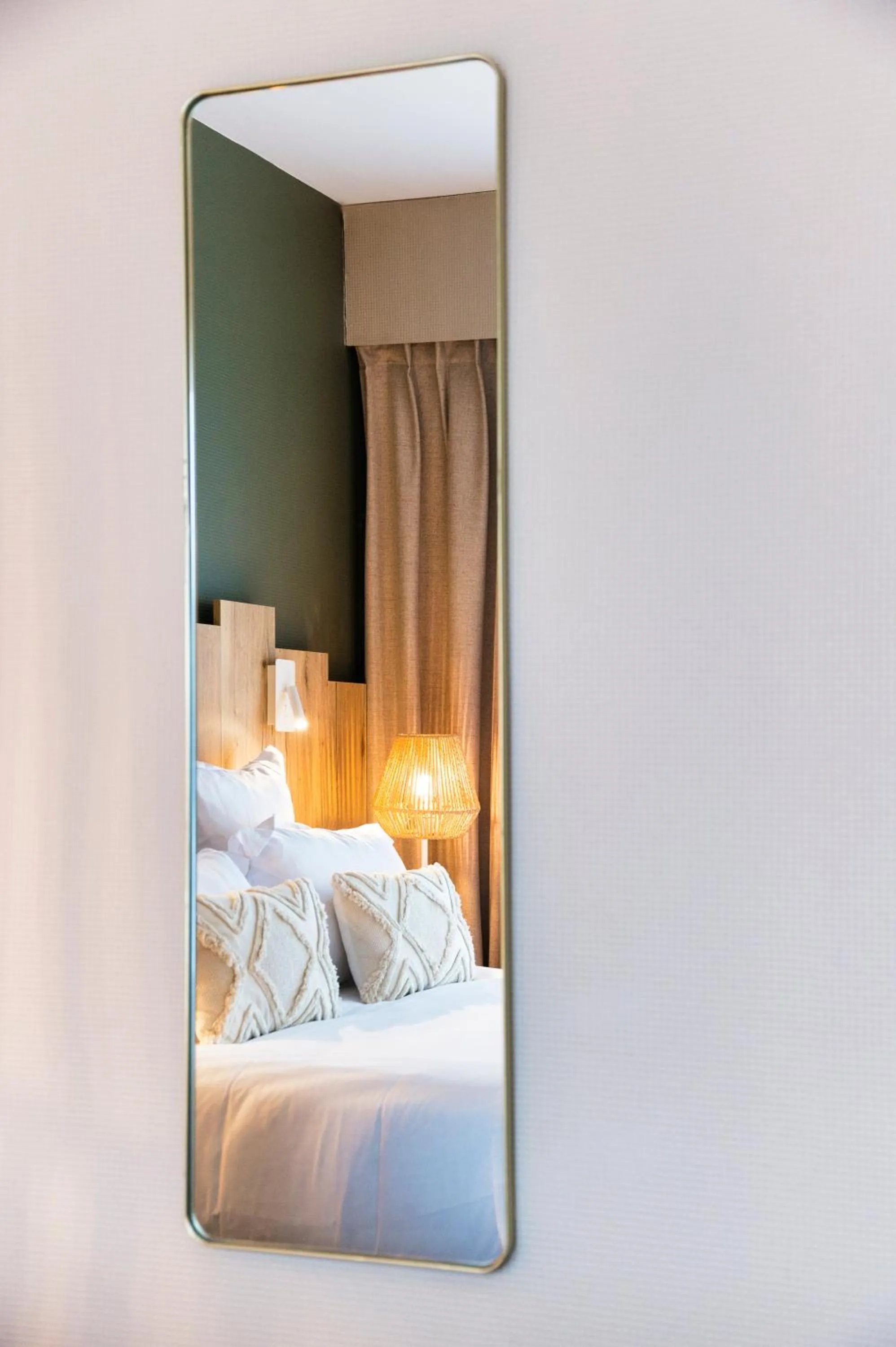 Bed in Hôtel BO & MIA