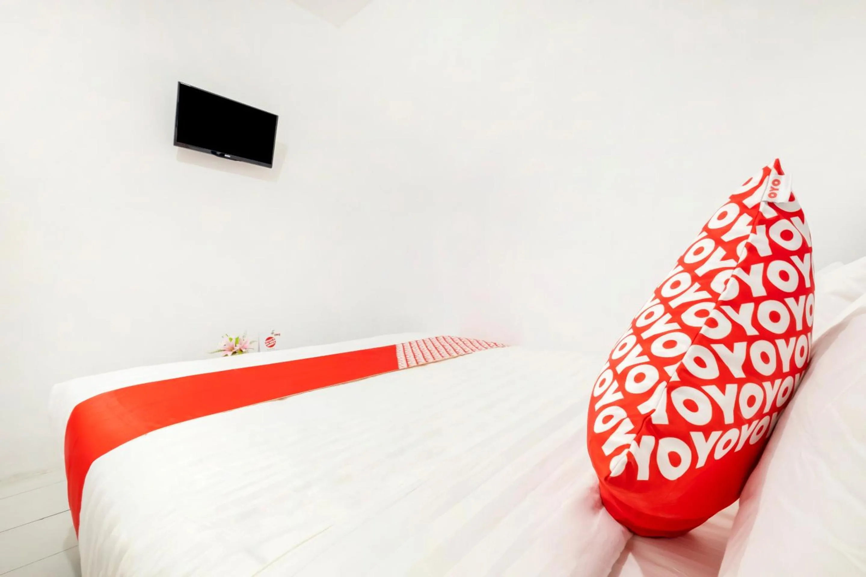 Bedroom, Bed in Hotel O Brosta