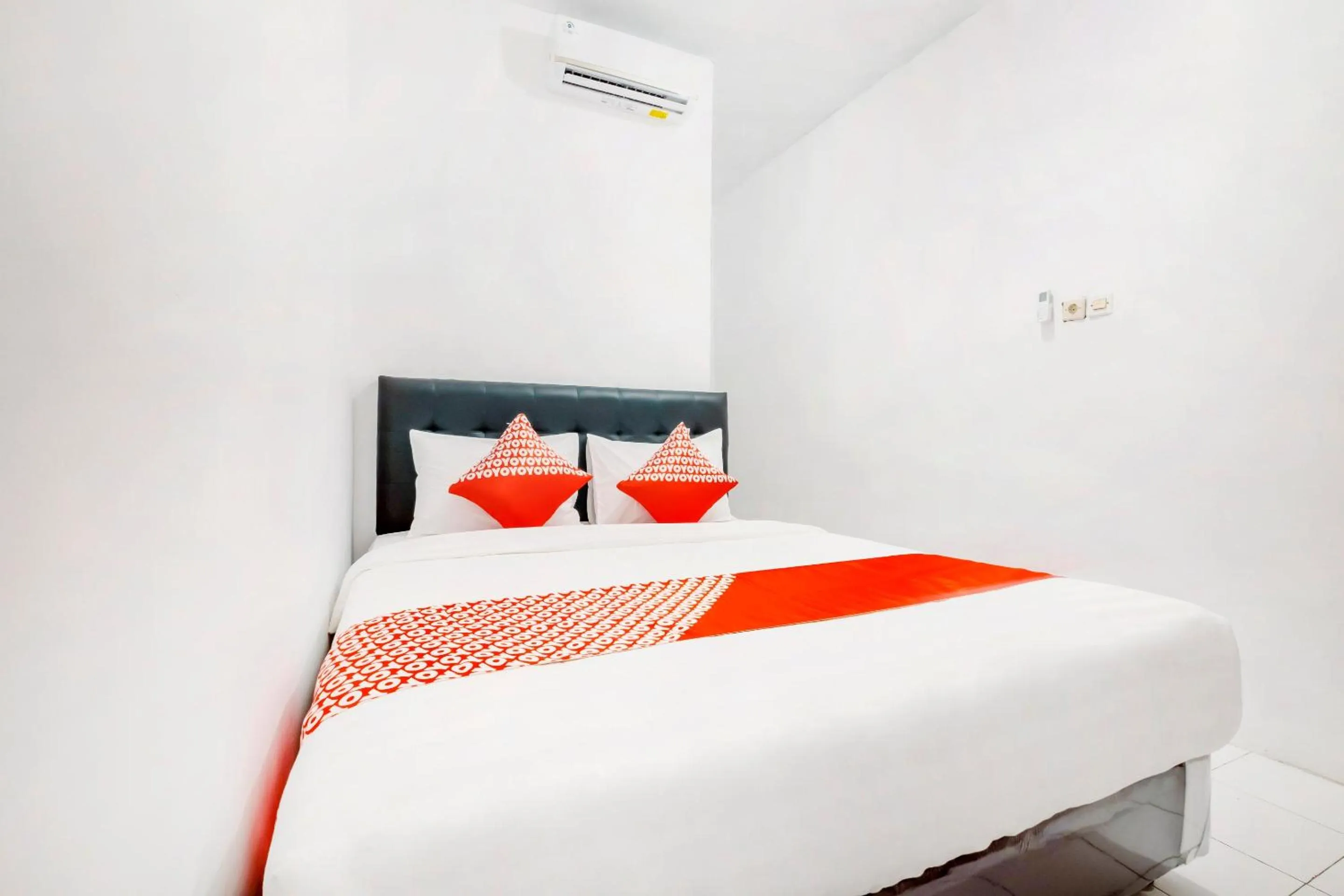 Bedroom, Bed in Hotel O Brosta