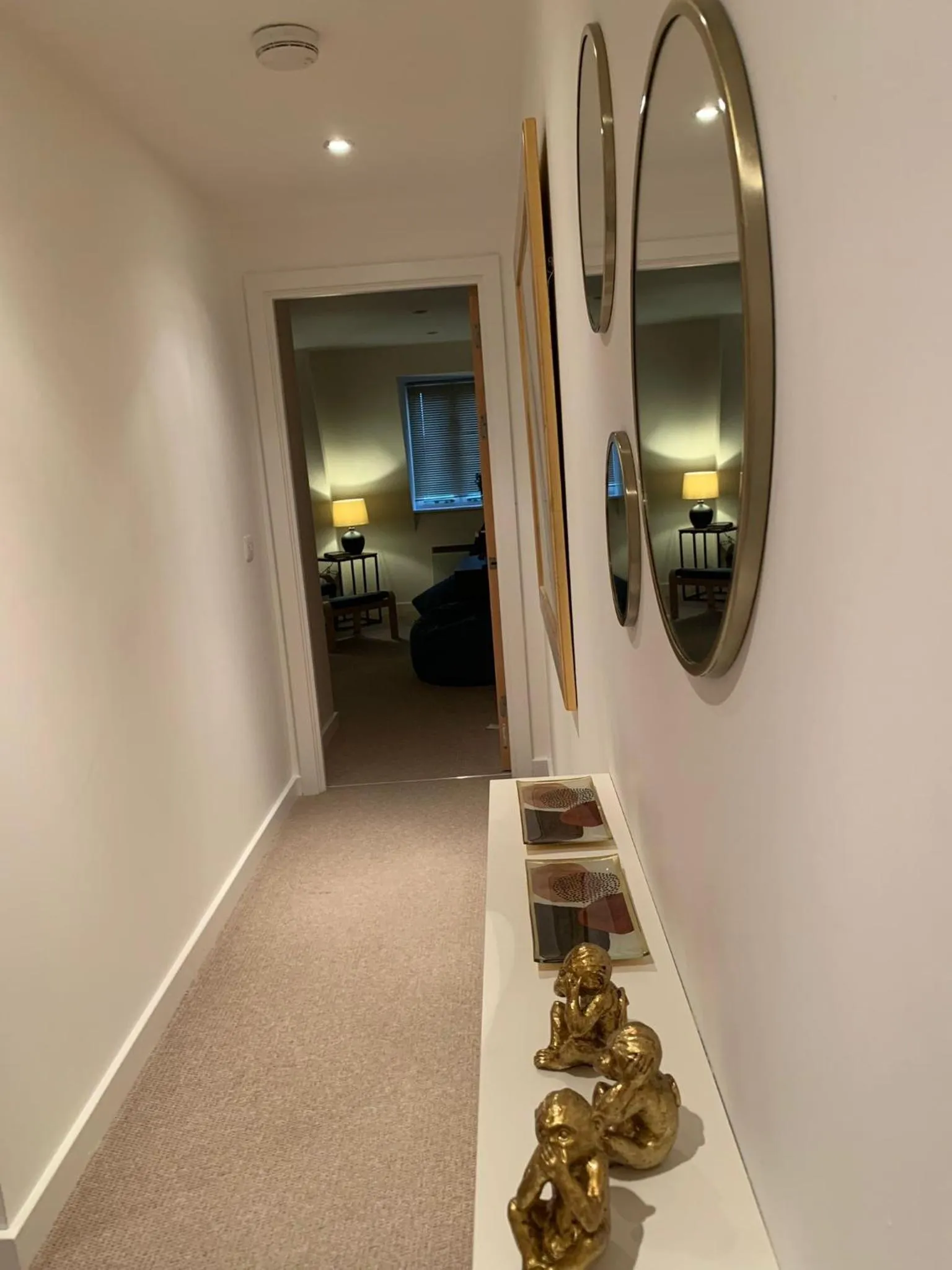 Facade/entrance in The Riding Gate Apartment