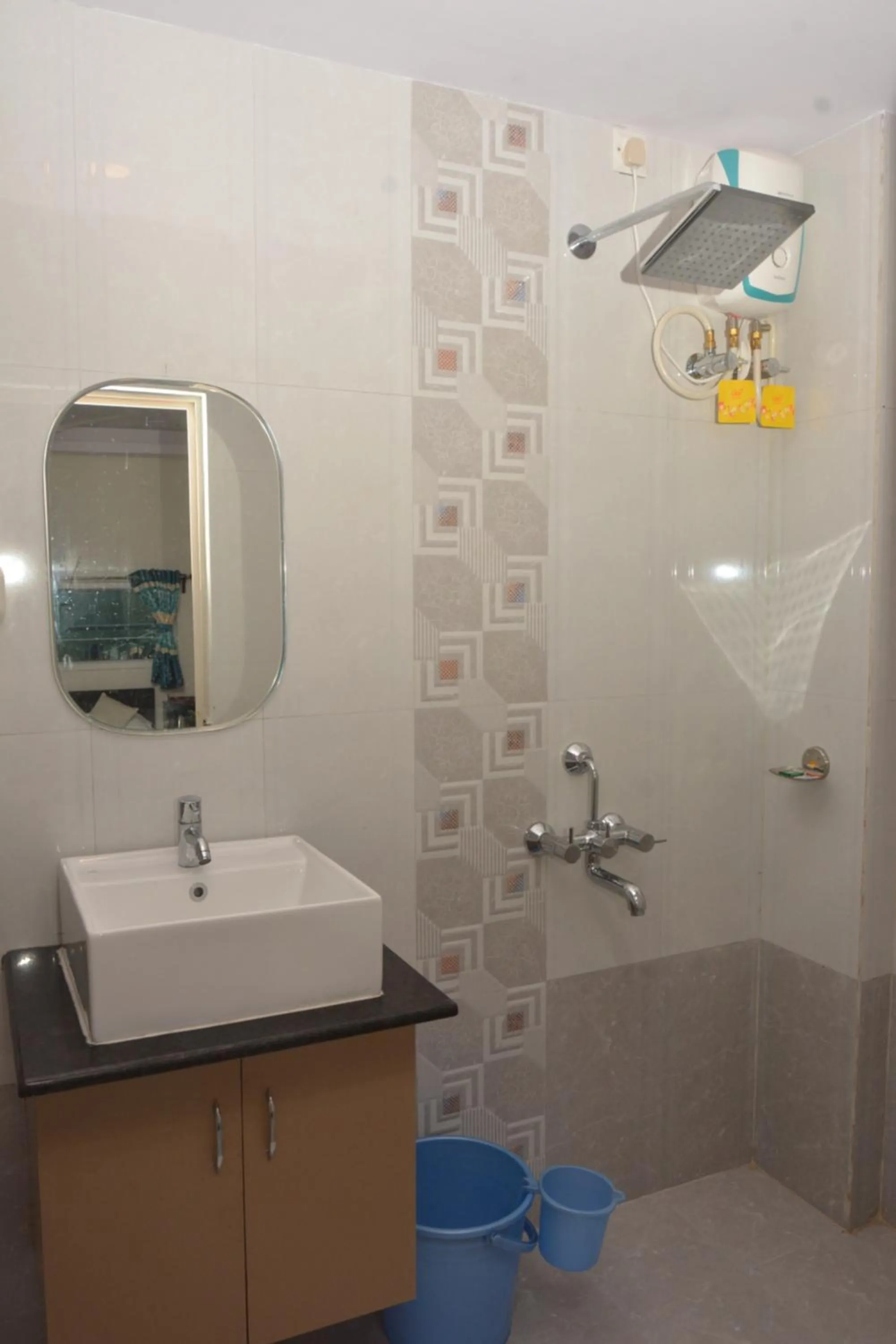 Bathroom in Island Cliff