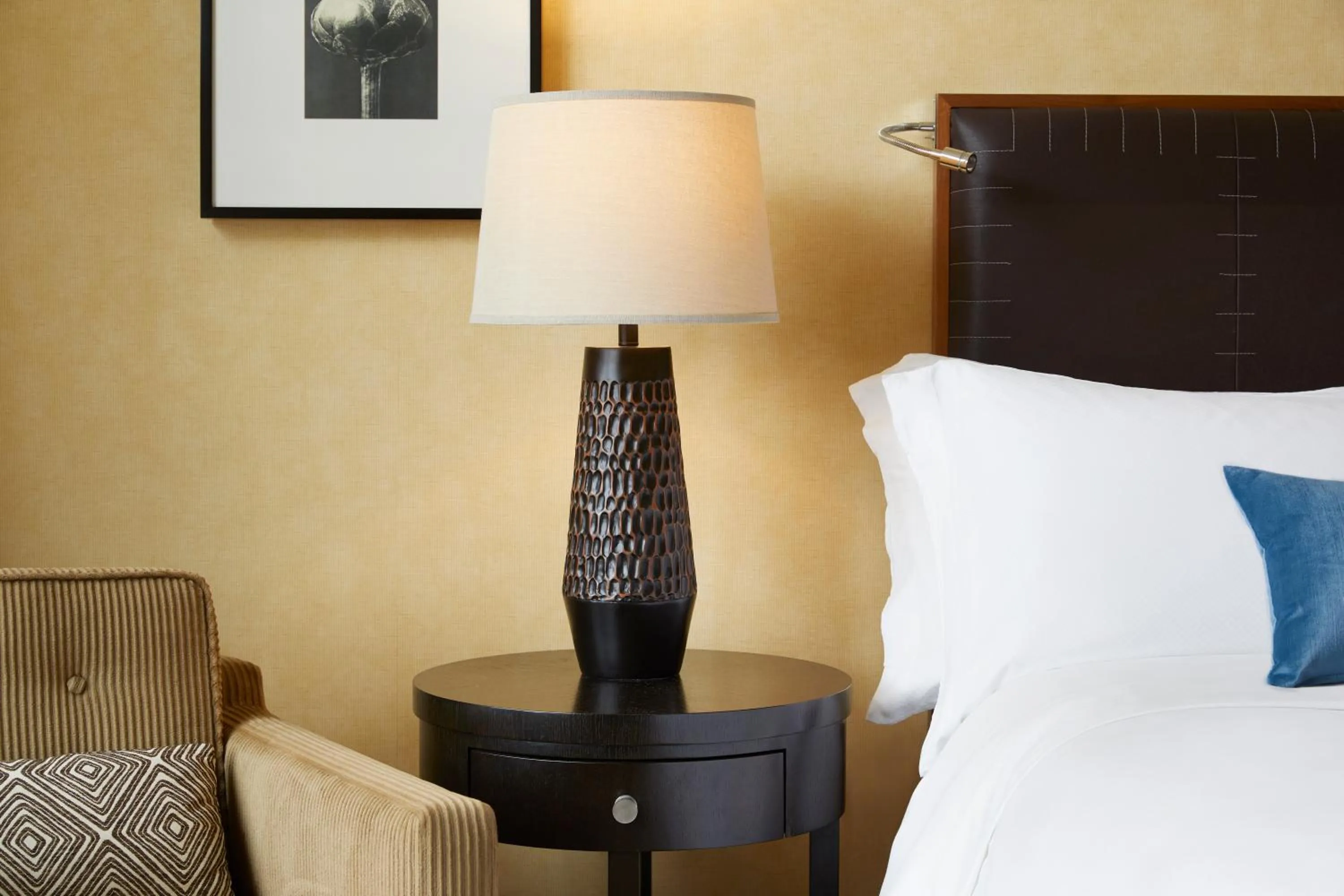 Bedroom, Bed in Pan Pacific Seattle