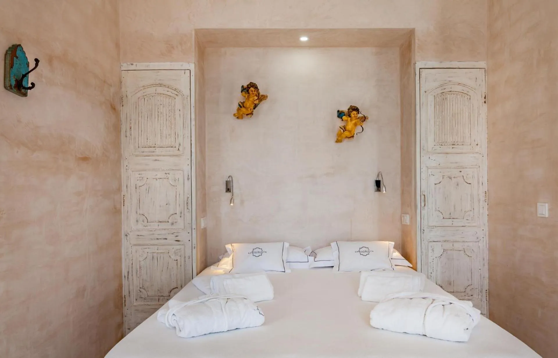 Bed in Apartamentos La Residencia Tarifa