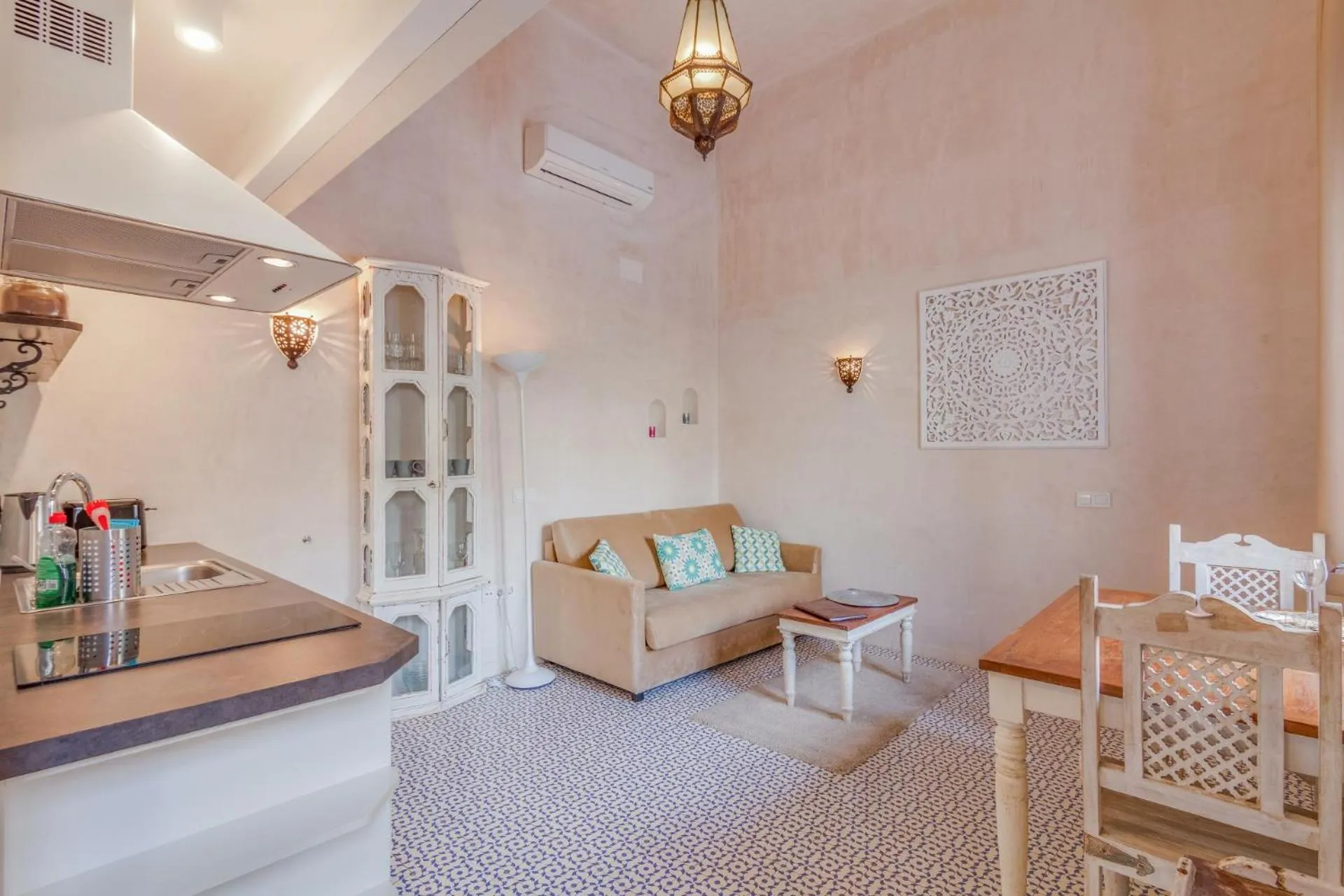 Apartamentos La Residencia Tarifa