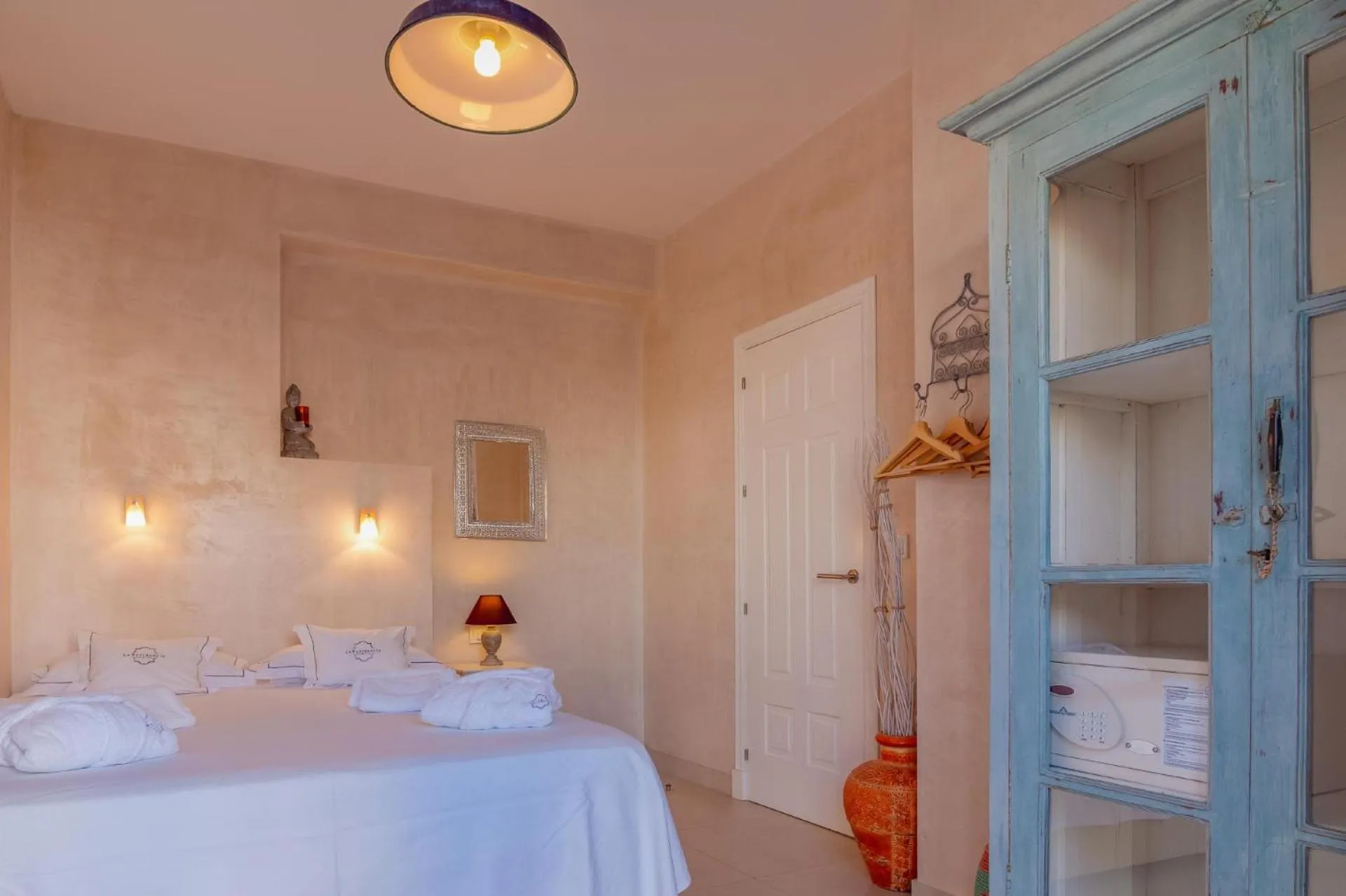 Bed in Apartamentos La Residencia Tarifa