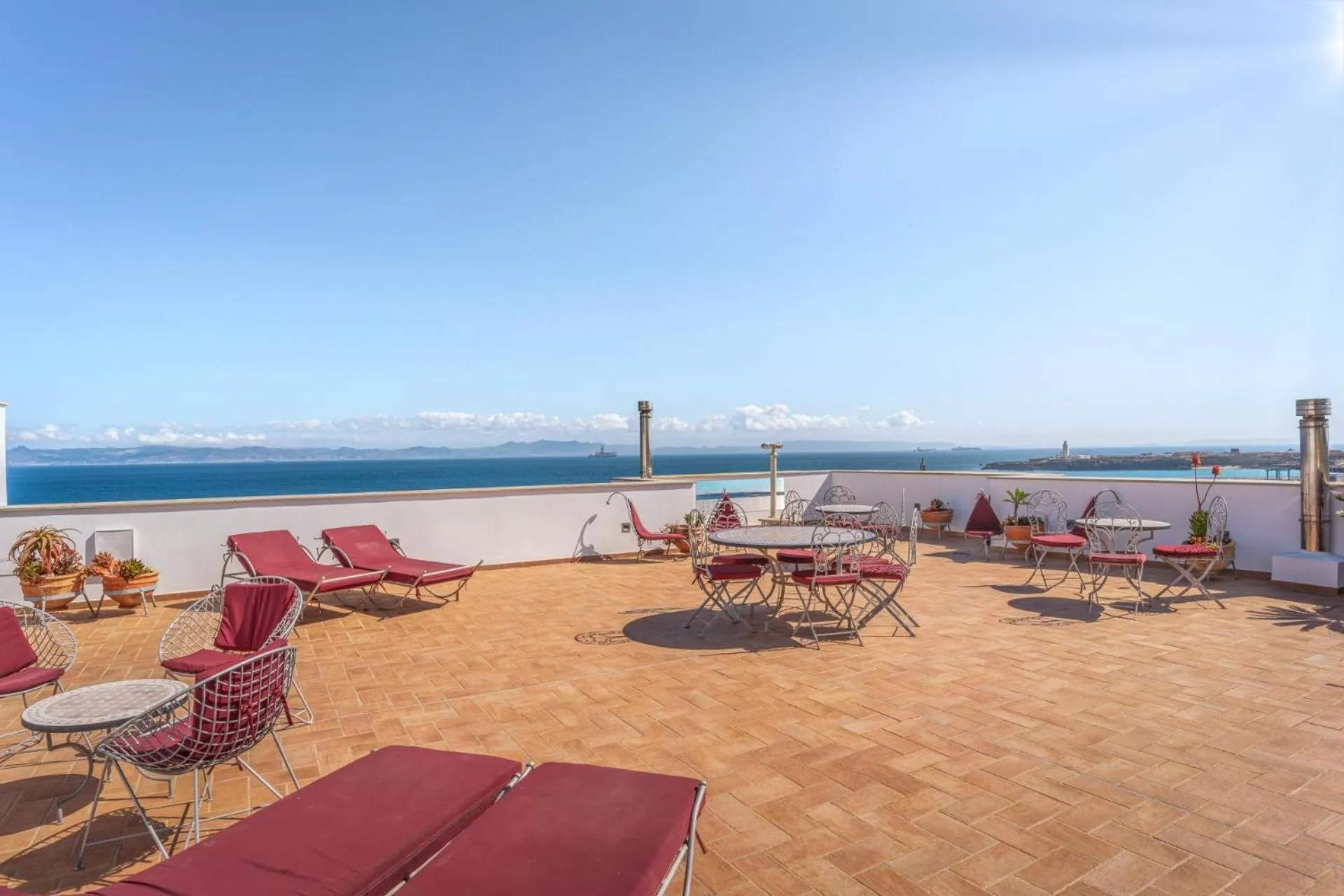 Apartamentos La Residencia Tarifa