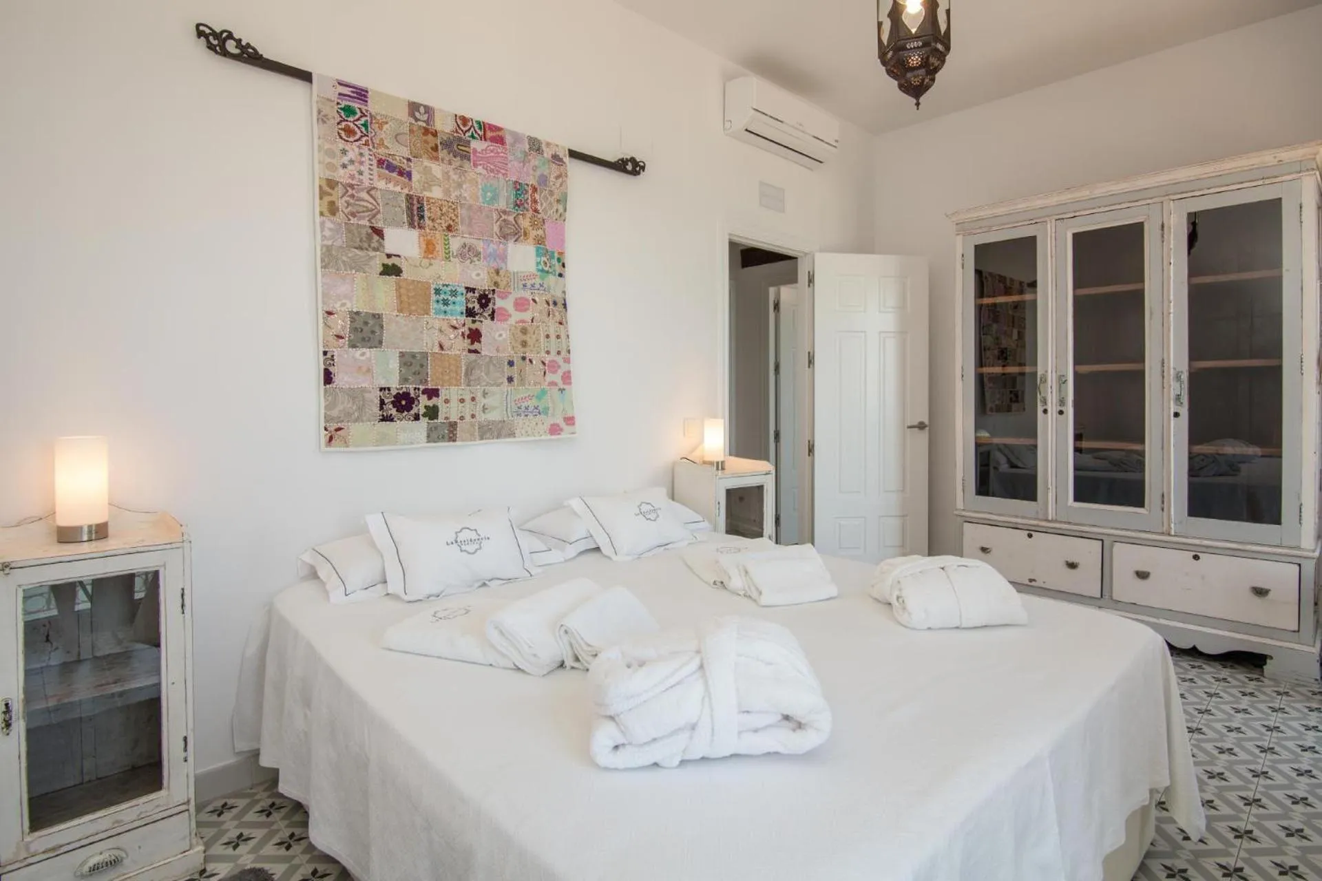 Bed in Apartamentos La Residencia Tarifa