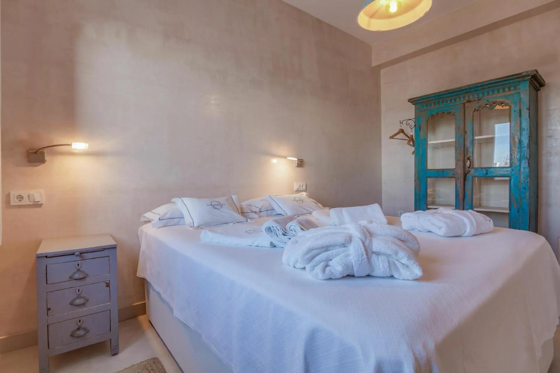 Bed in Apartamentos La Residencia Tarifa