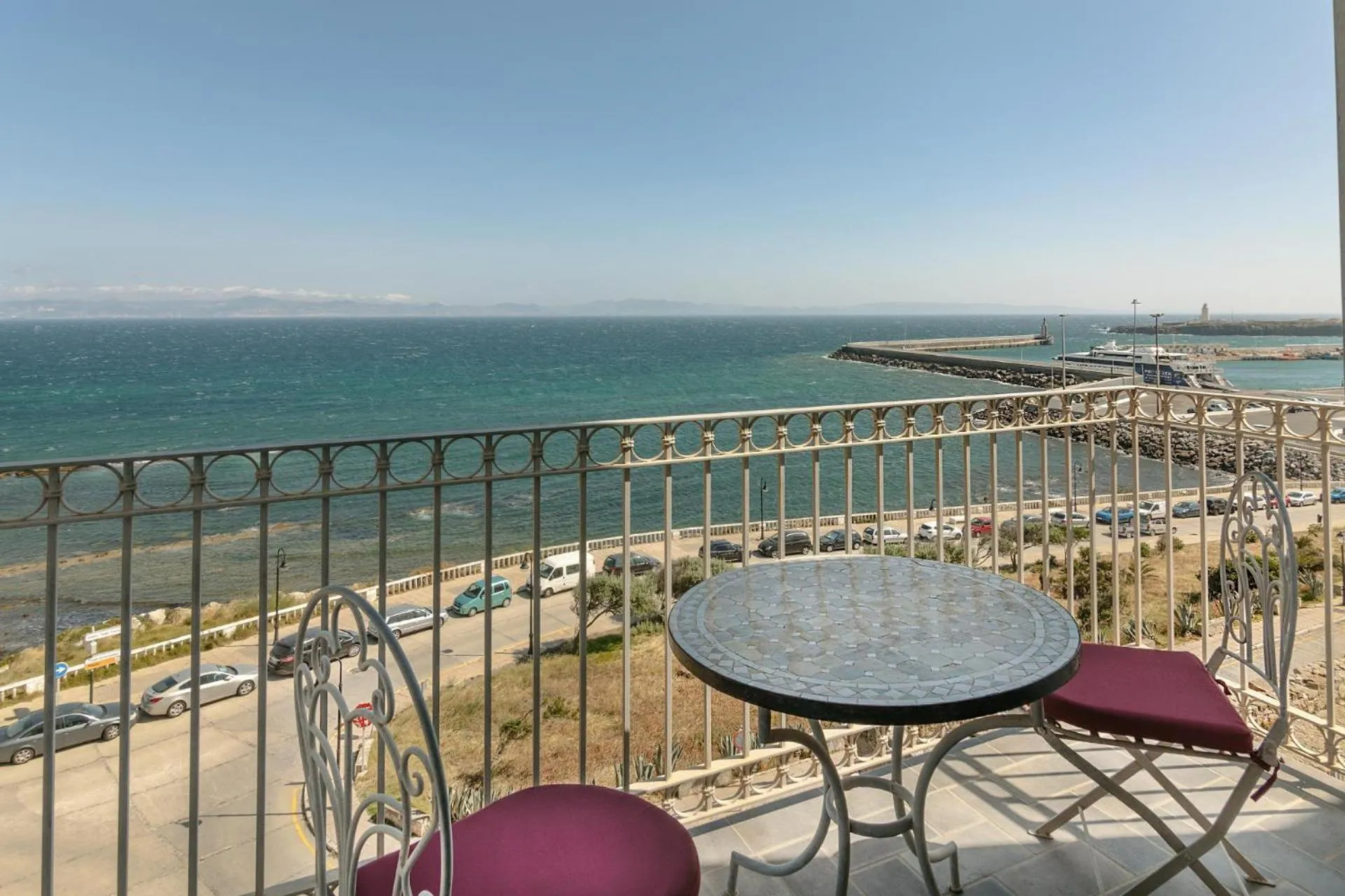 Apartamentos La Residencia Tarifa